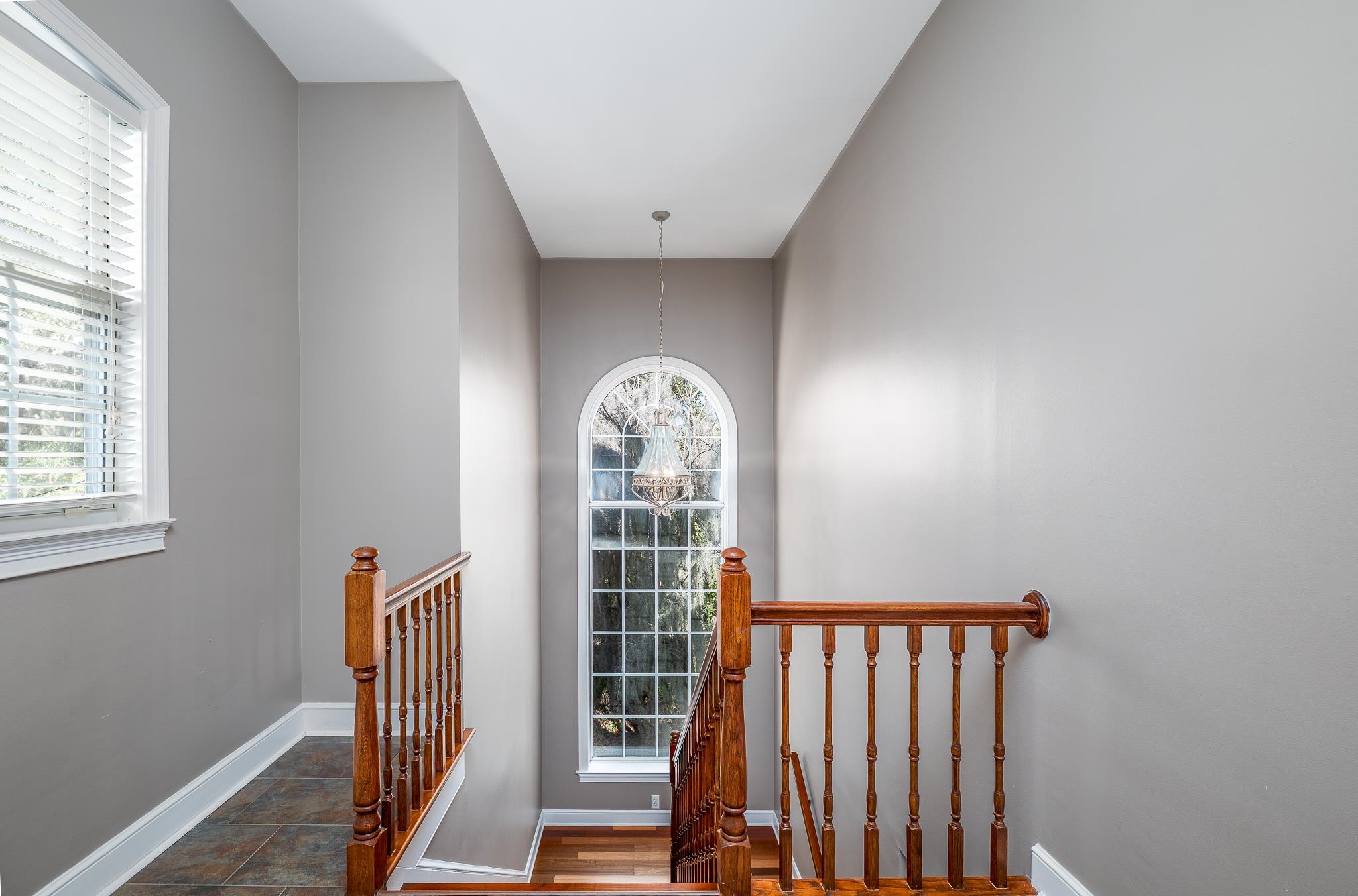 Image 35 of 80 For 707 Standish Dr