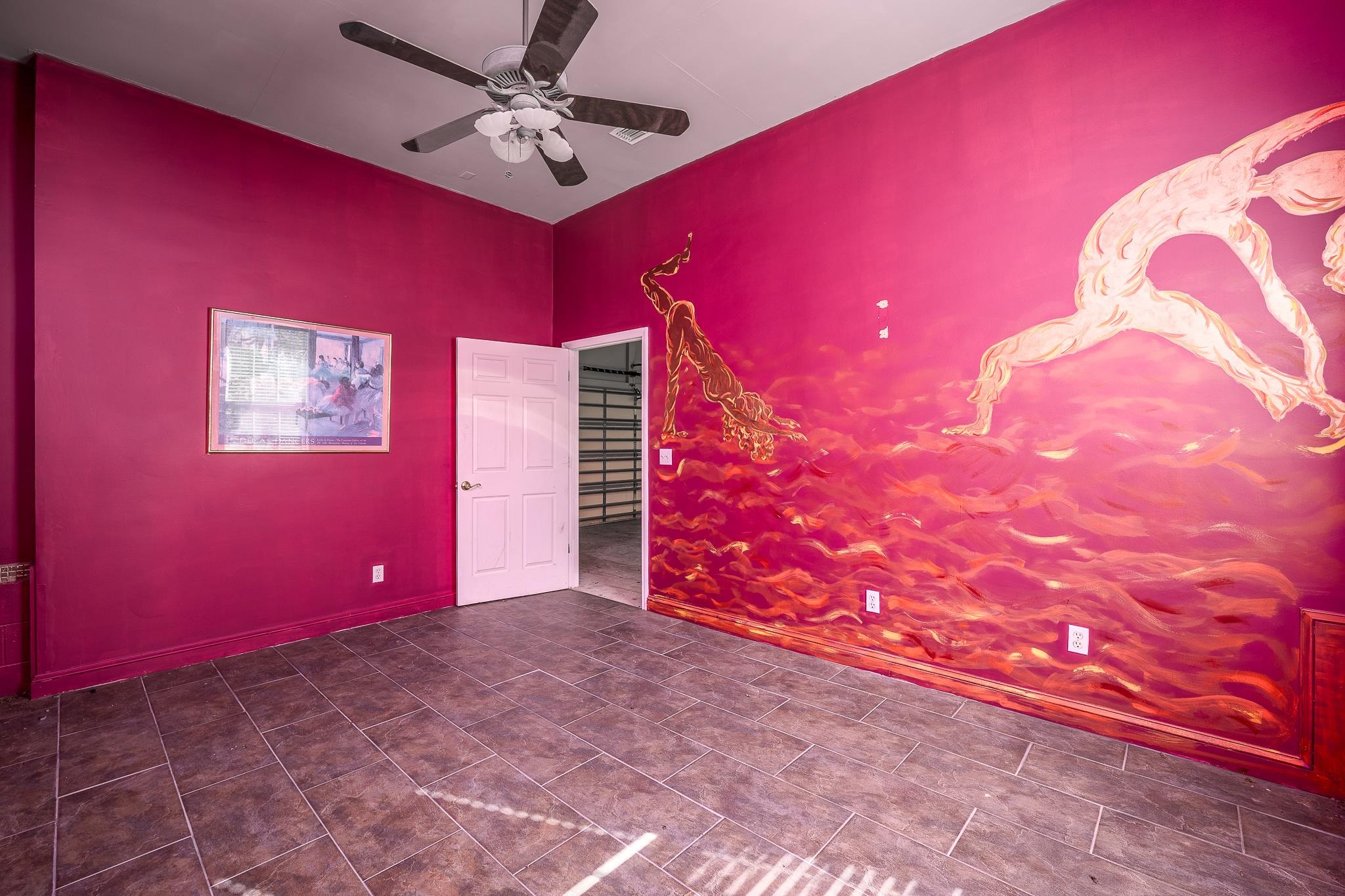 Image 38 of 80 For 707 Standish Dr