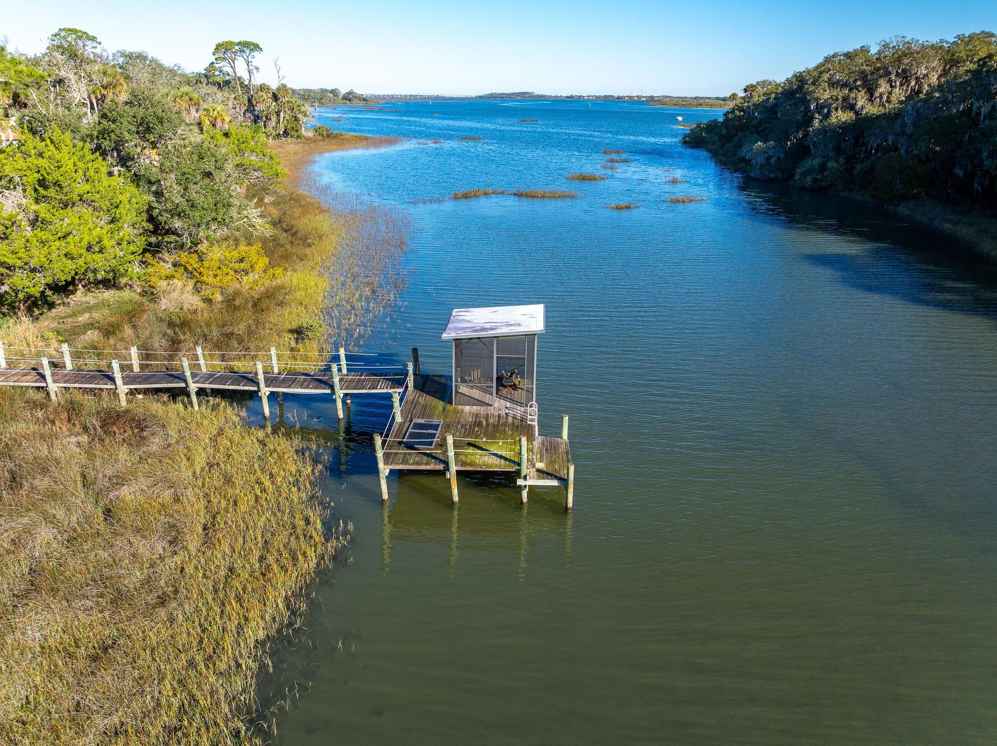 Image 8 of 80 For 707 Standish Dr