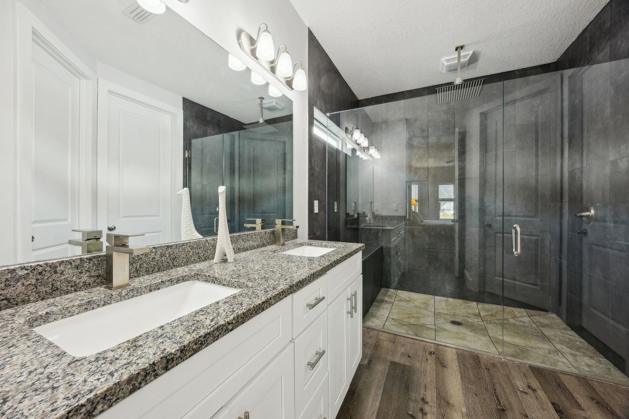 Image 31 of 56 For 121 Spoonbill Point Ct