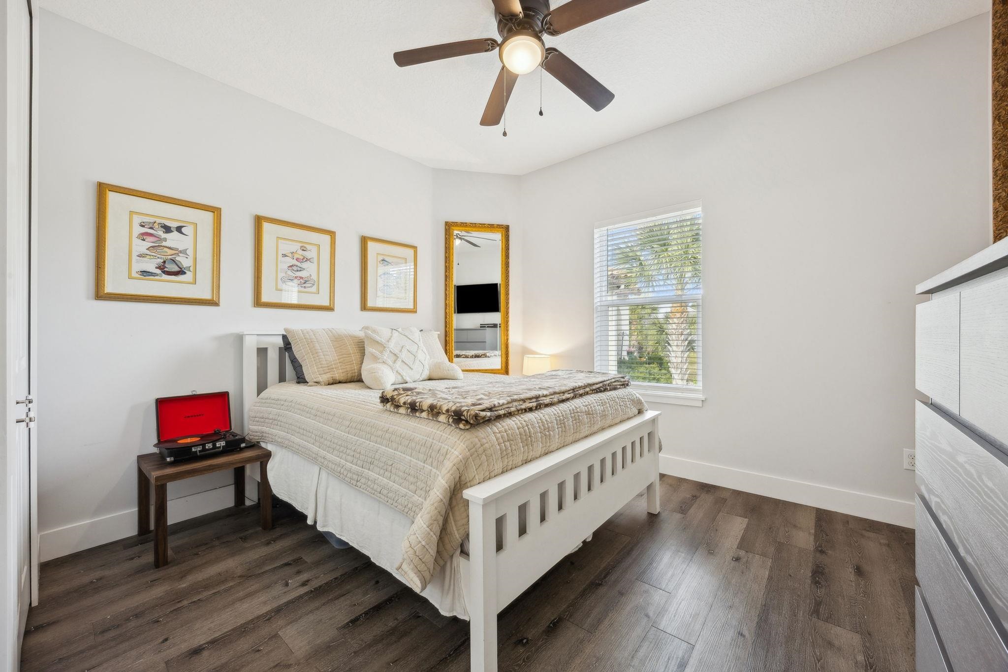 Image 33 of 56 For 121 Spoonbill Point Ct