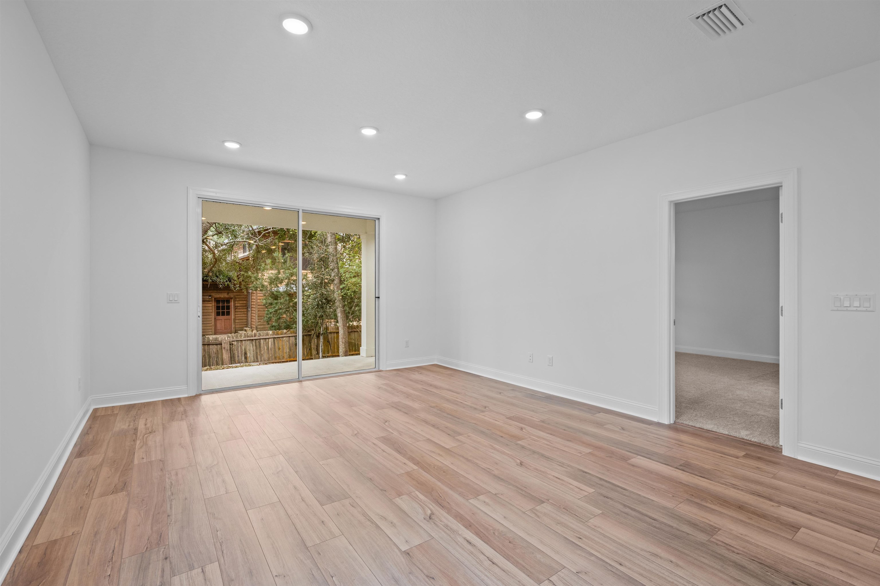 Image 15 of 24 For 108 Aspen Rd.