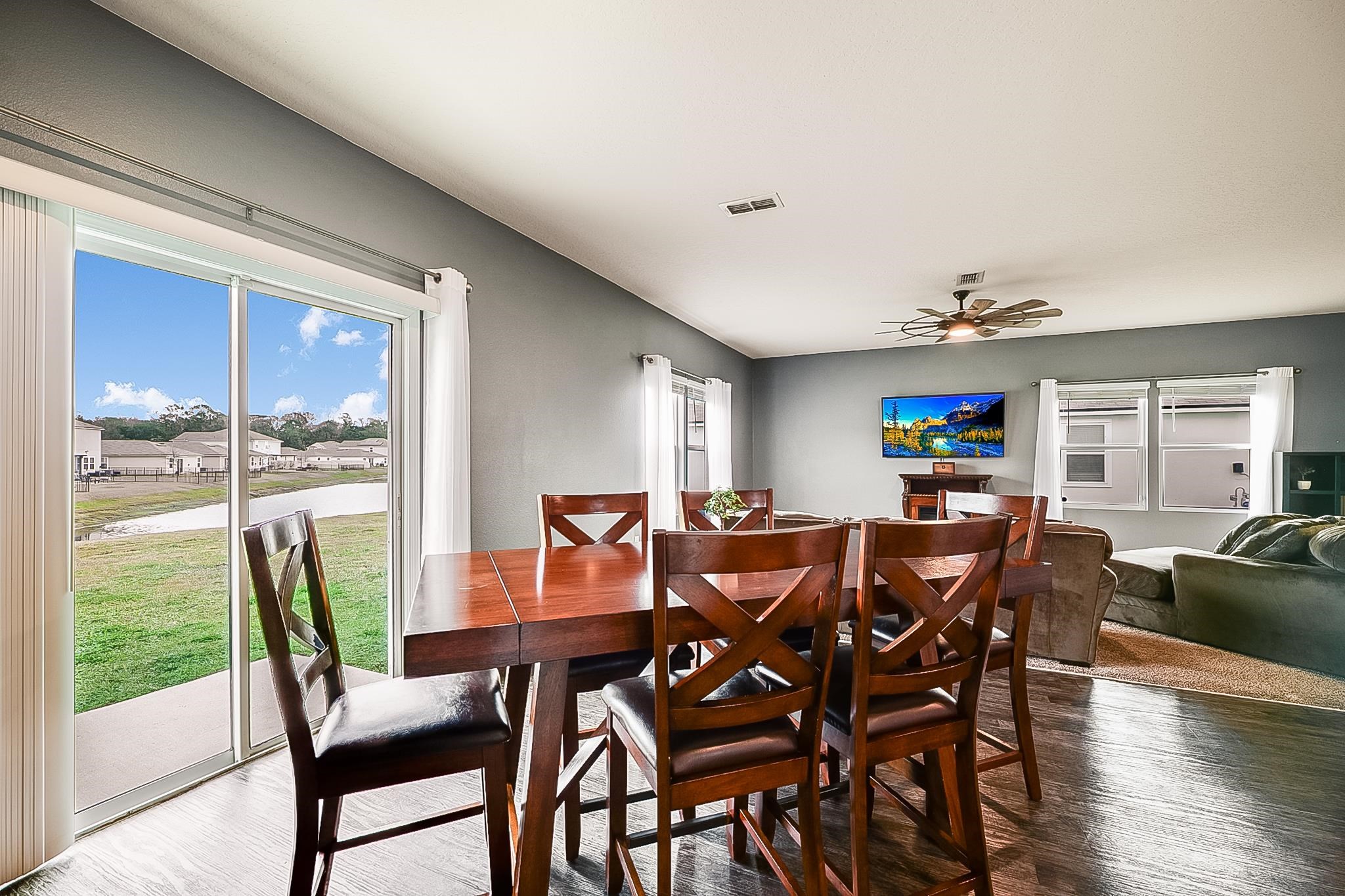 Image 17 of 57 For 266 Caminha Rd