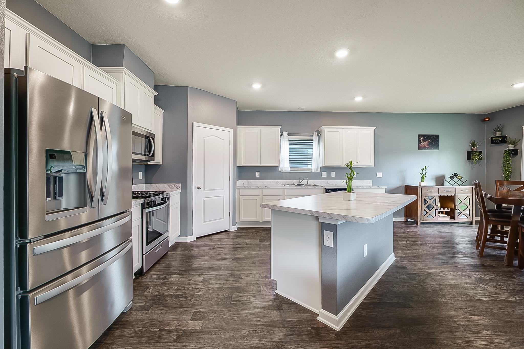 Image 3 of 57 For 266 Caminha Rd