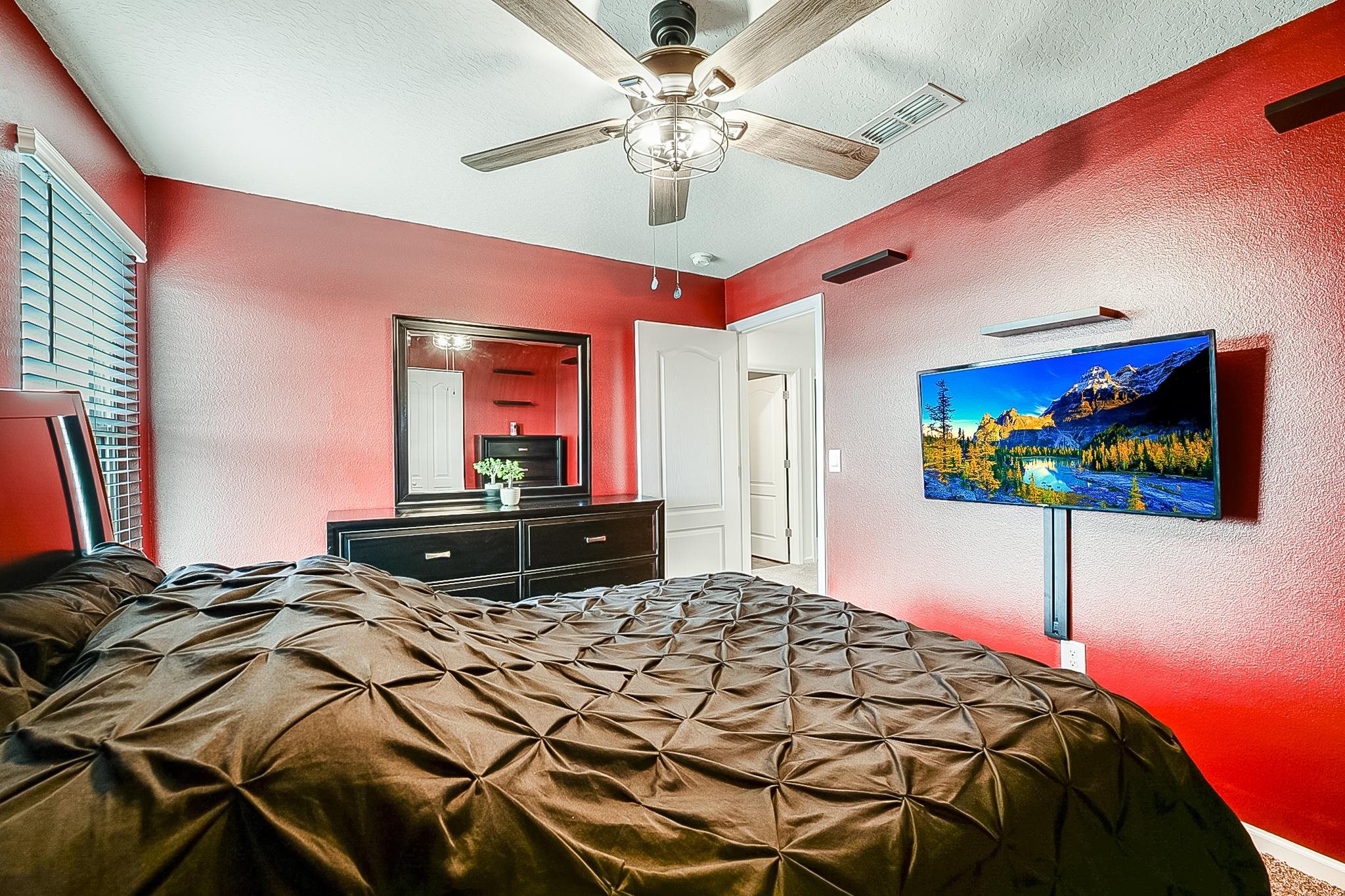 Image 31 of 57 For 266 Caminha Rd