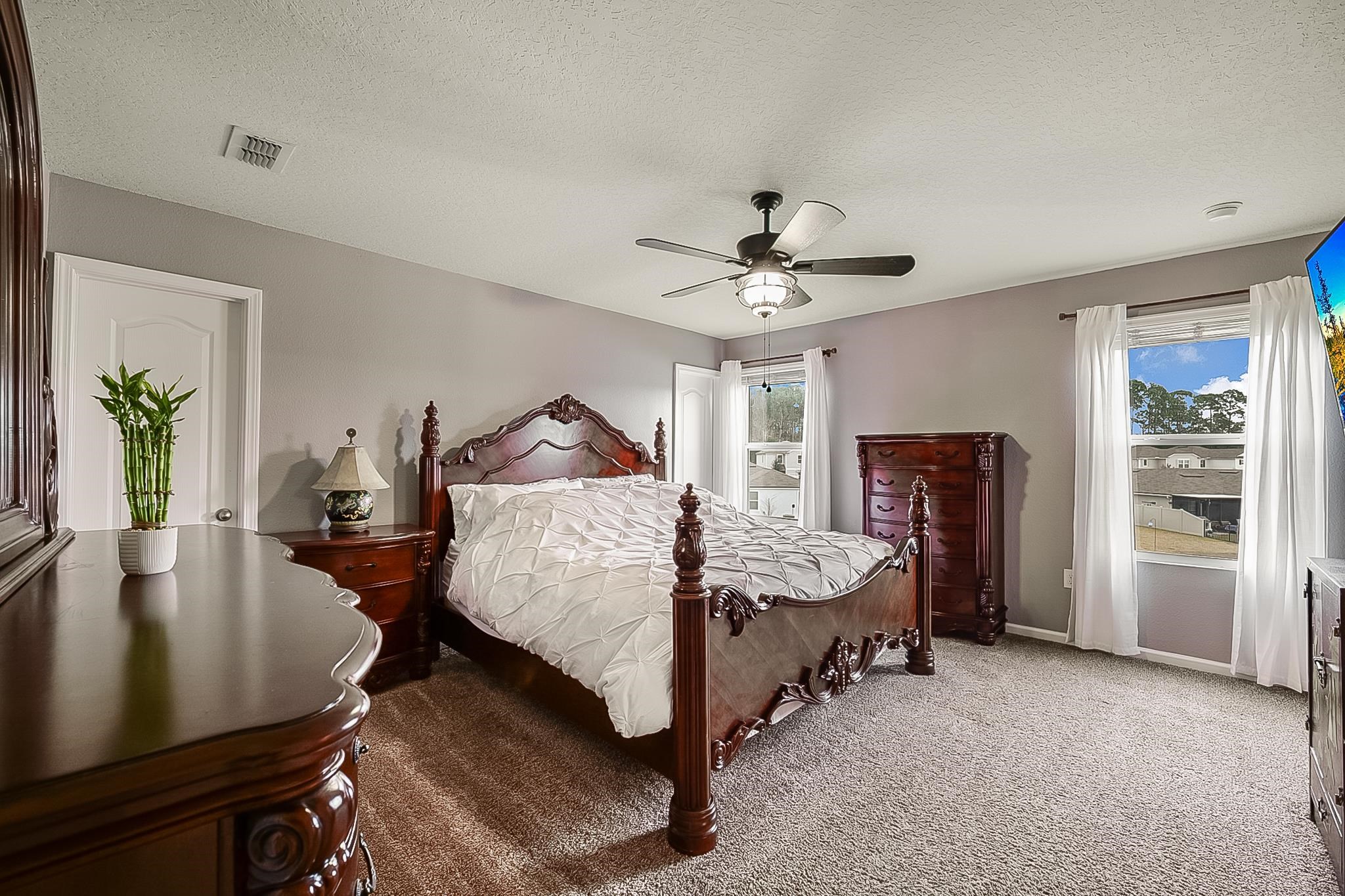 Image 32 of 57 For 266 Caminha Rd