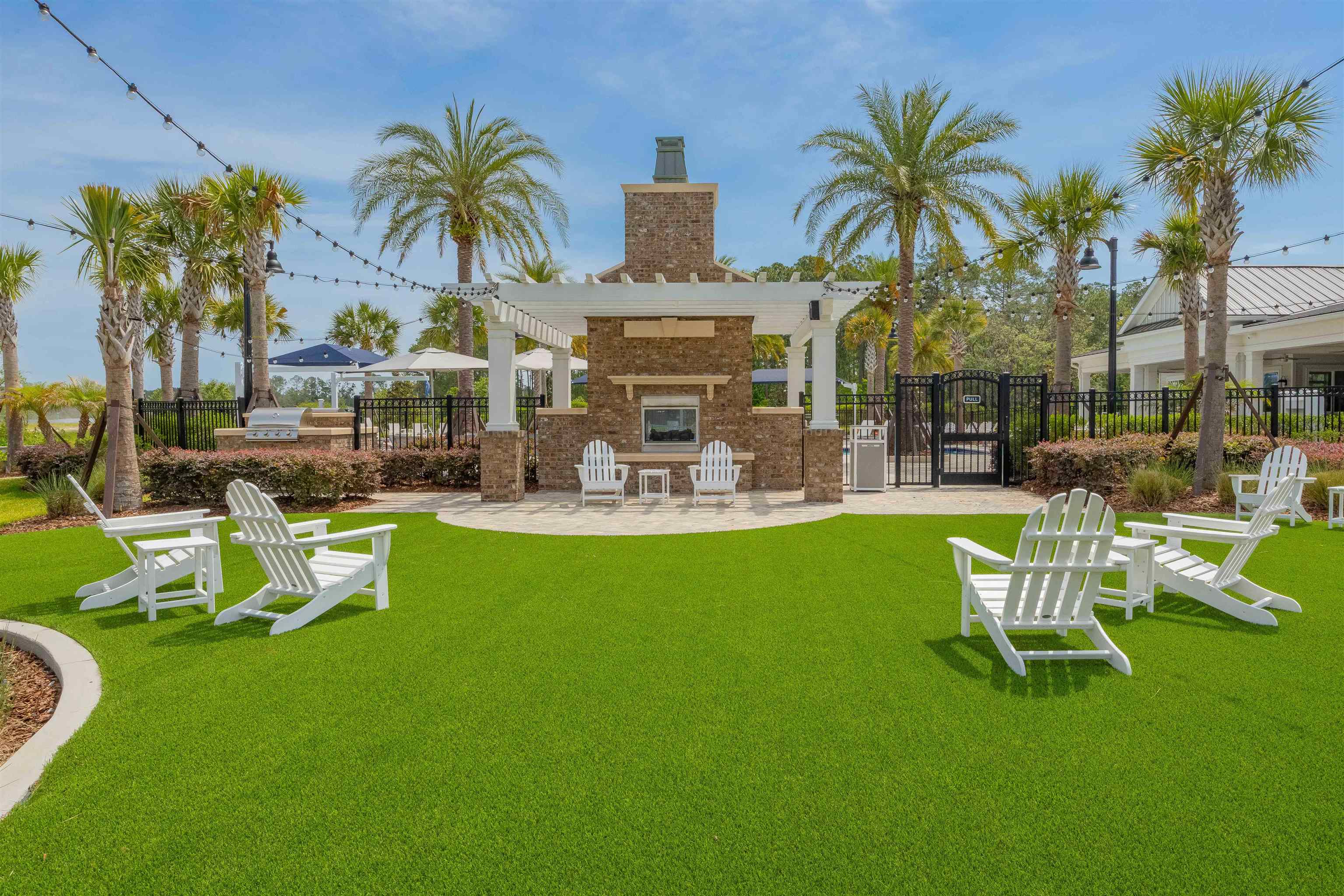 Image 45 of 51 For 166 Fairlake Cir