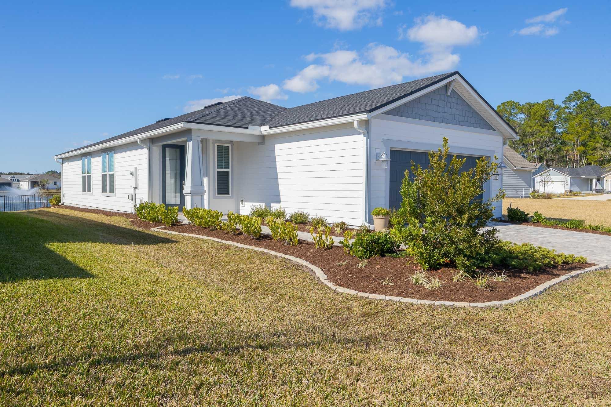 Image 8 of 51 For 166 Fairlake Cir