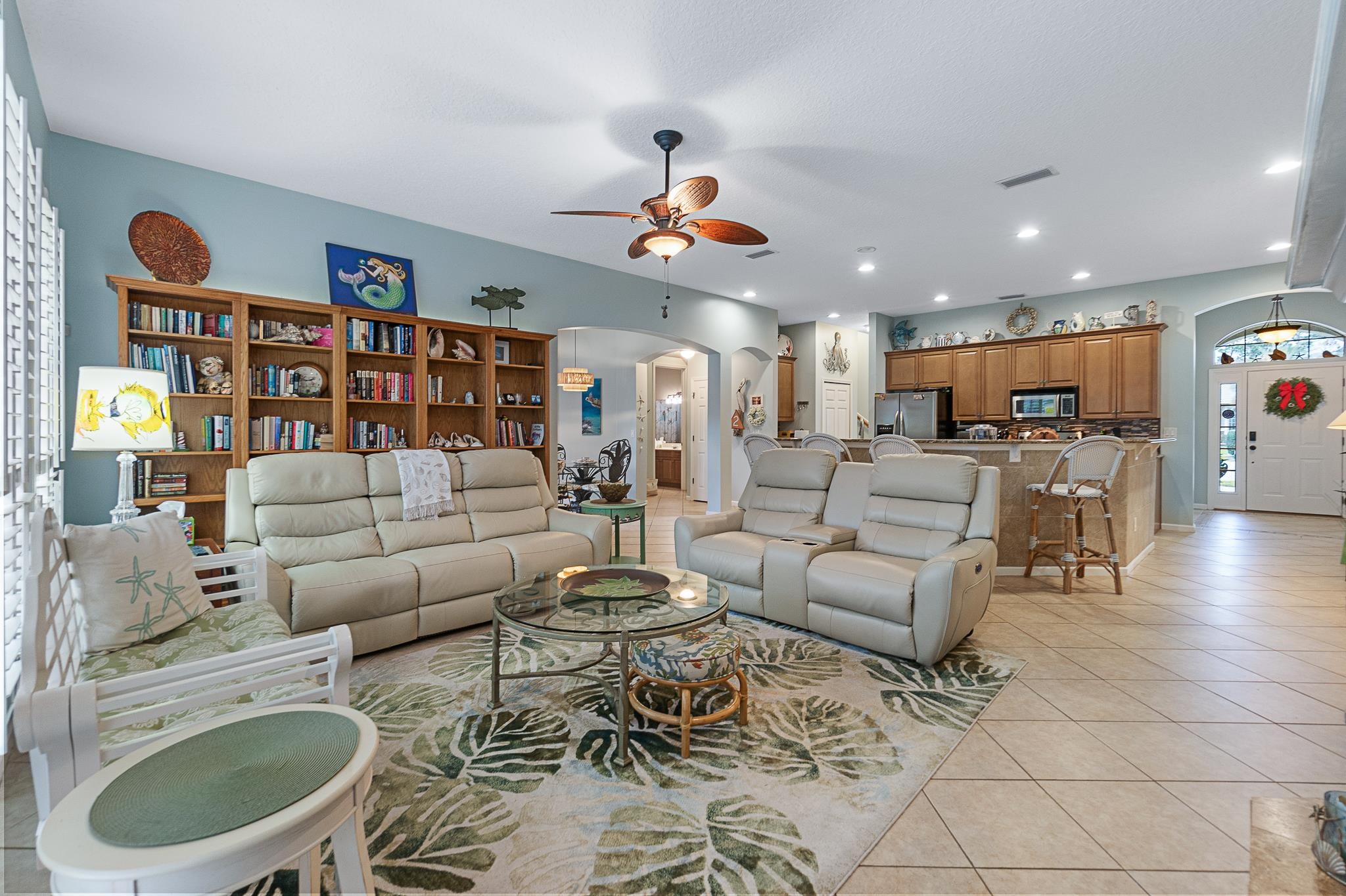 Image 22 of 71 For 376 Valverde Ln