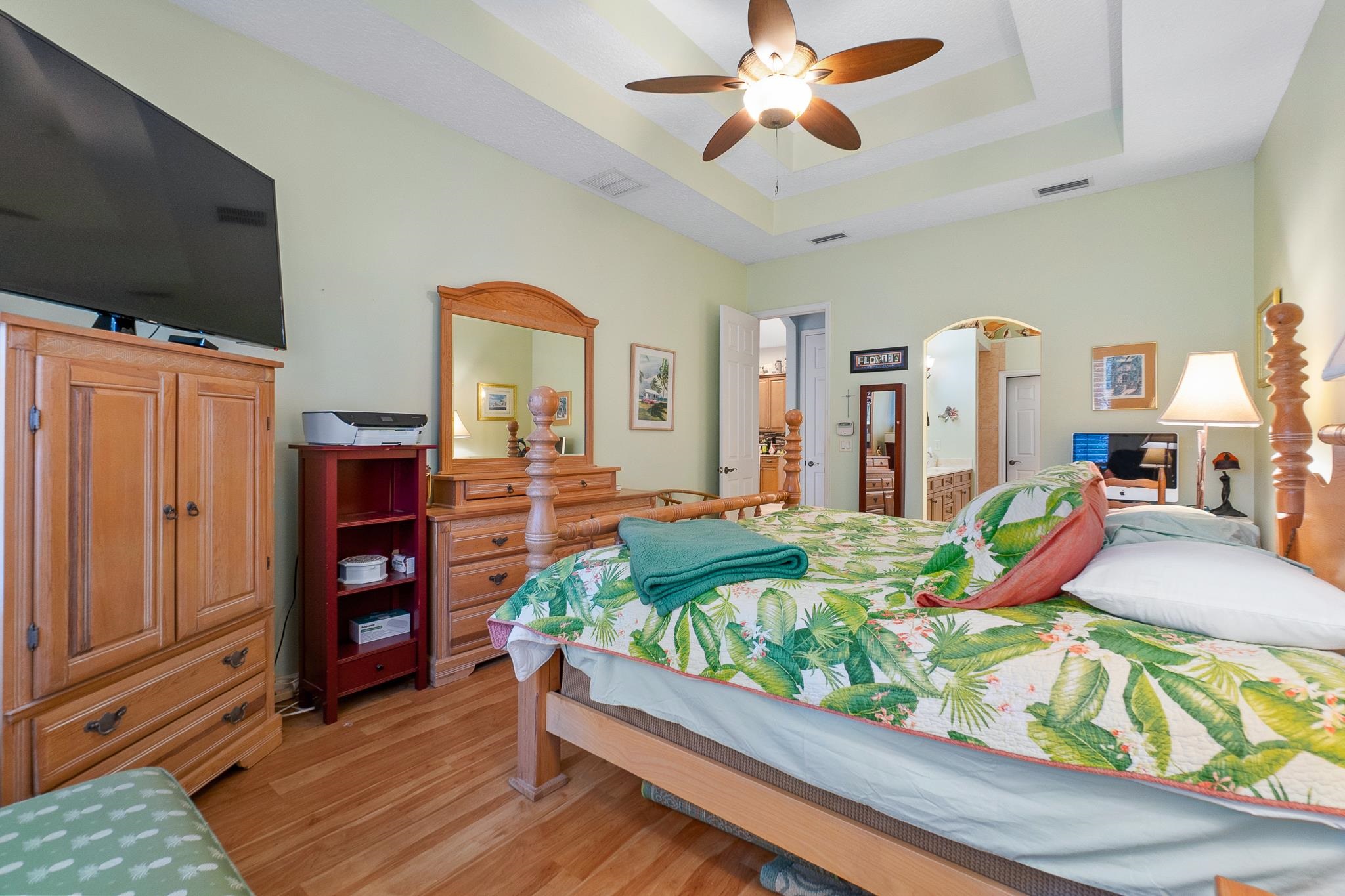 Image 29 of 71 For 376 Valverde Ln