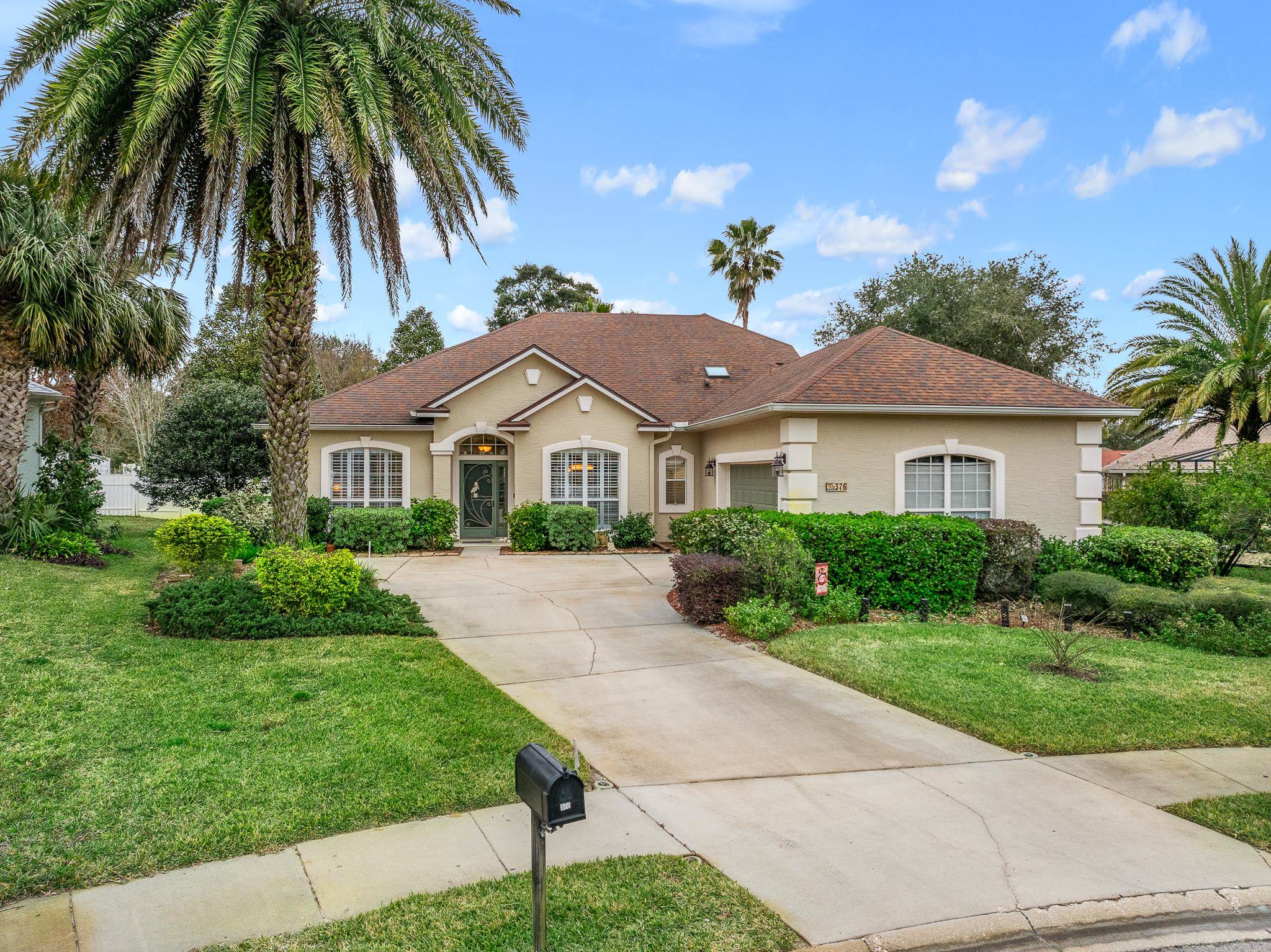 Image 5 of 71 For 376 Valverde Ln