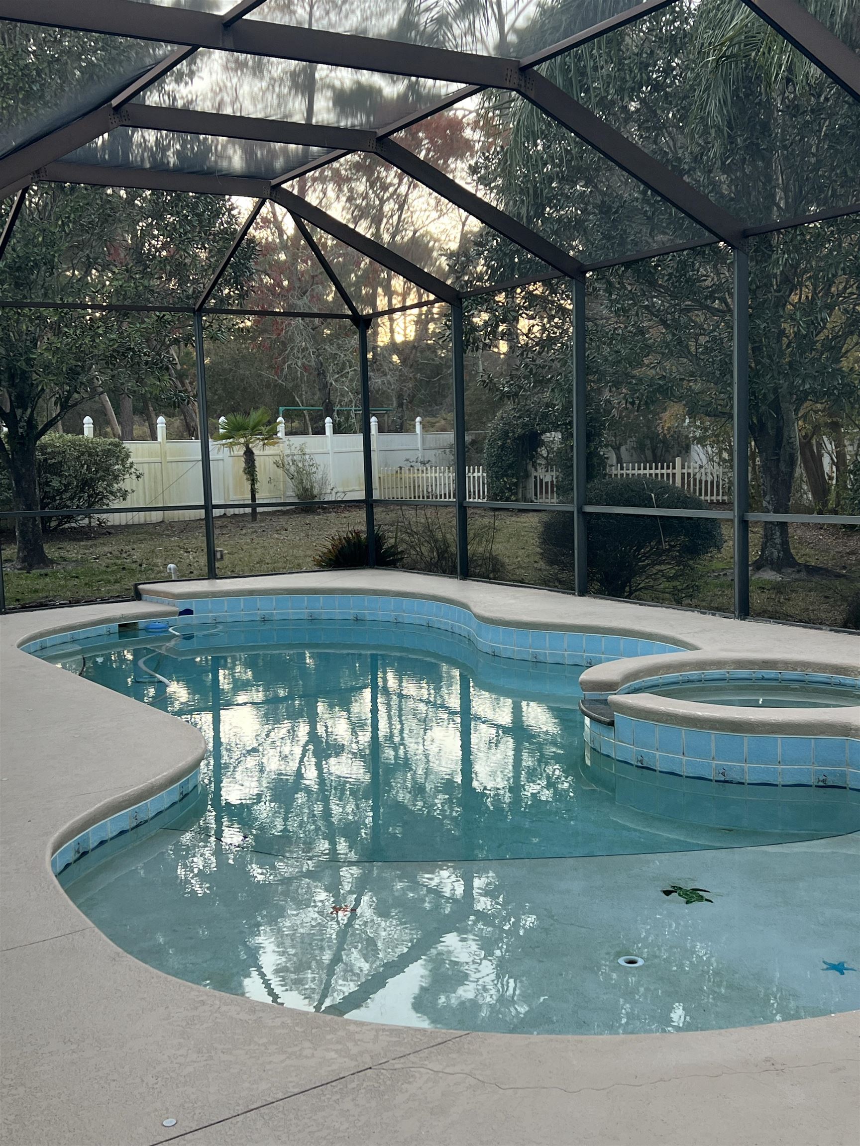 Image 51 of 71 For 376 Valverde Ln