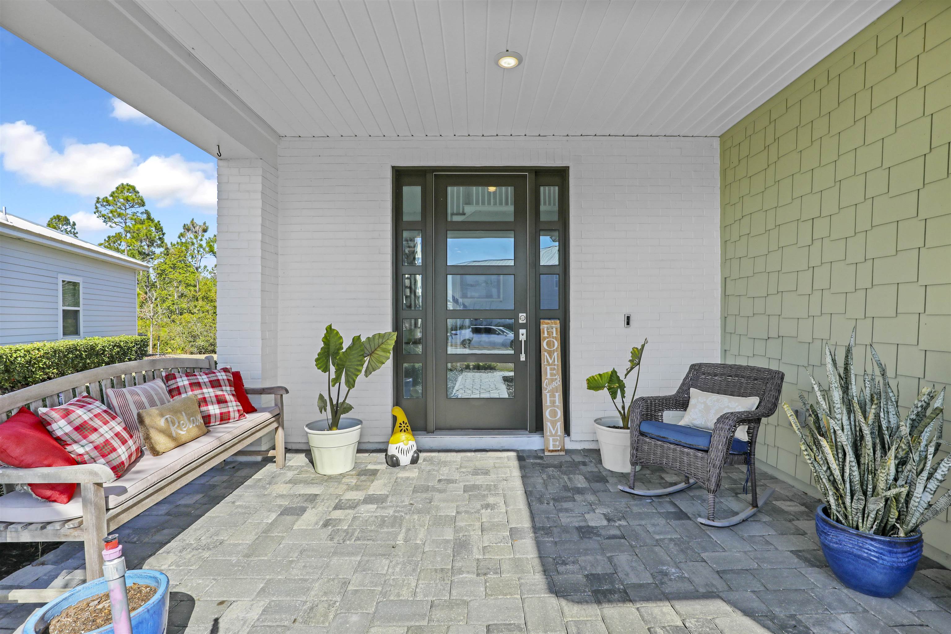 Image 11 of 83 For 571 Caribbean Pl