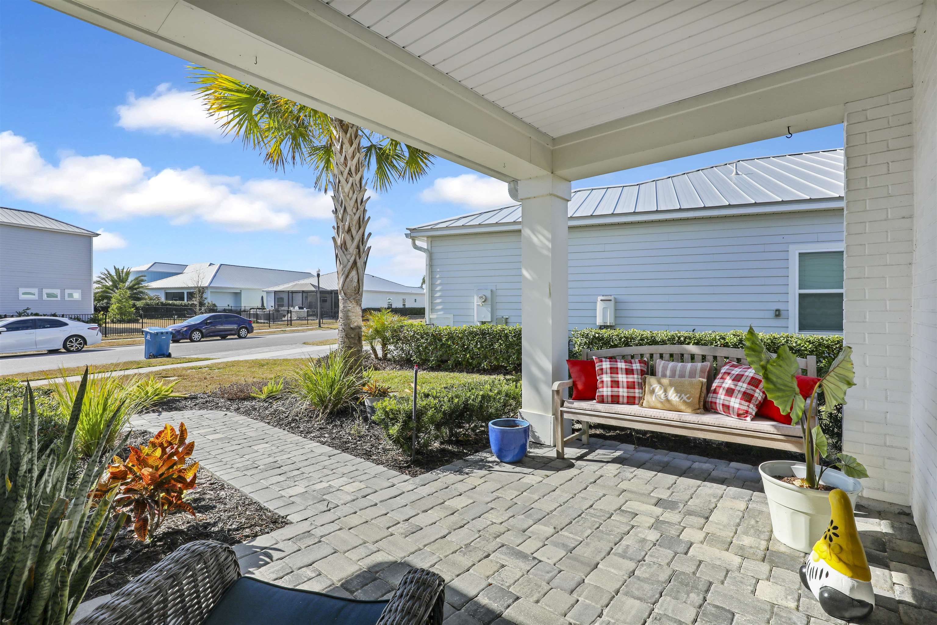 Image 13 of 83 For 571 Caribbean Pl