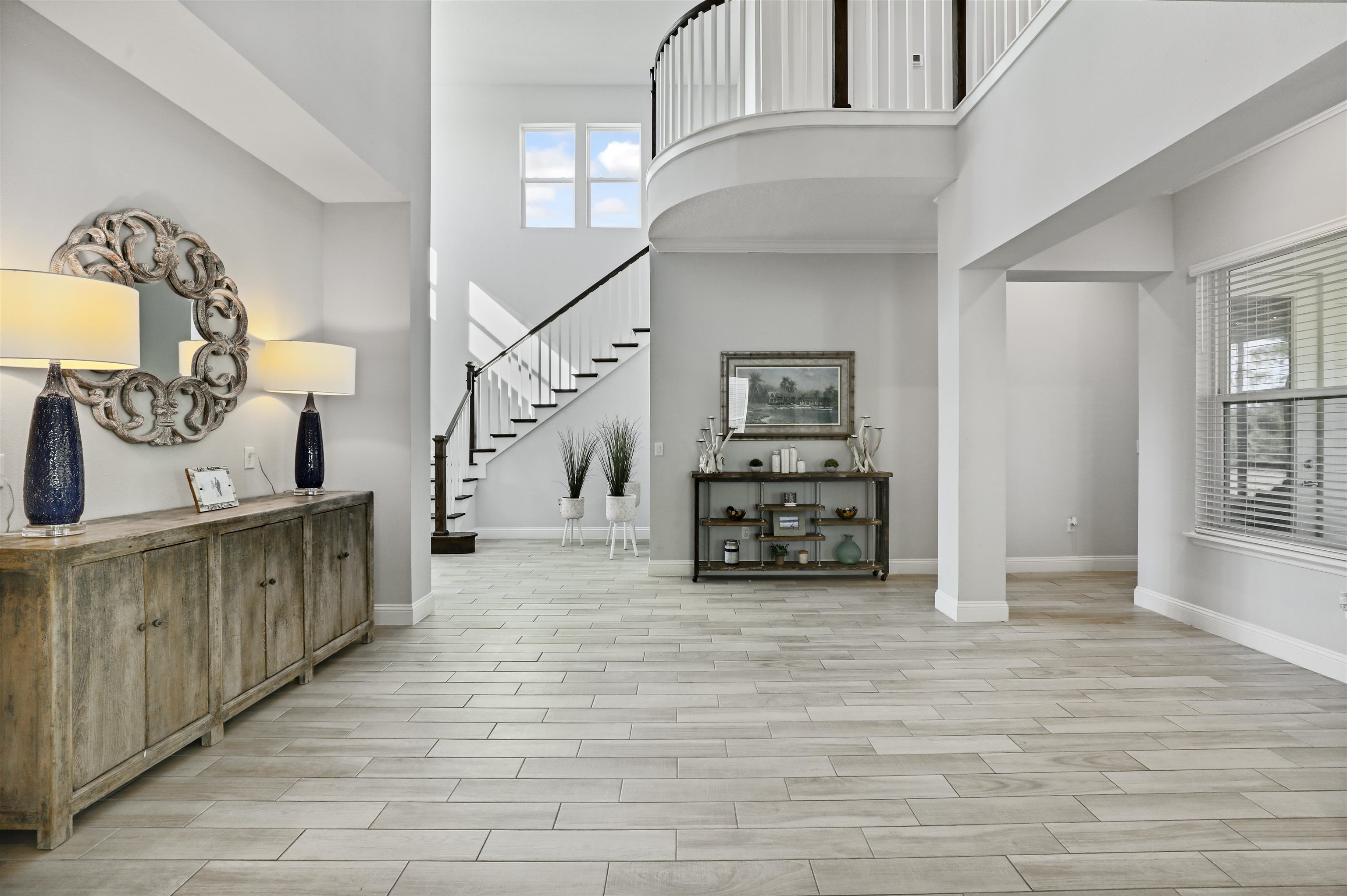 Image 21 of 83 For 571 Caribbean Pl