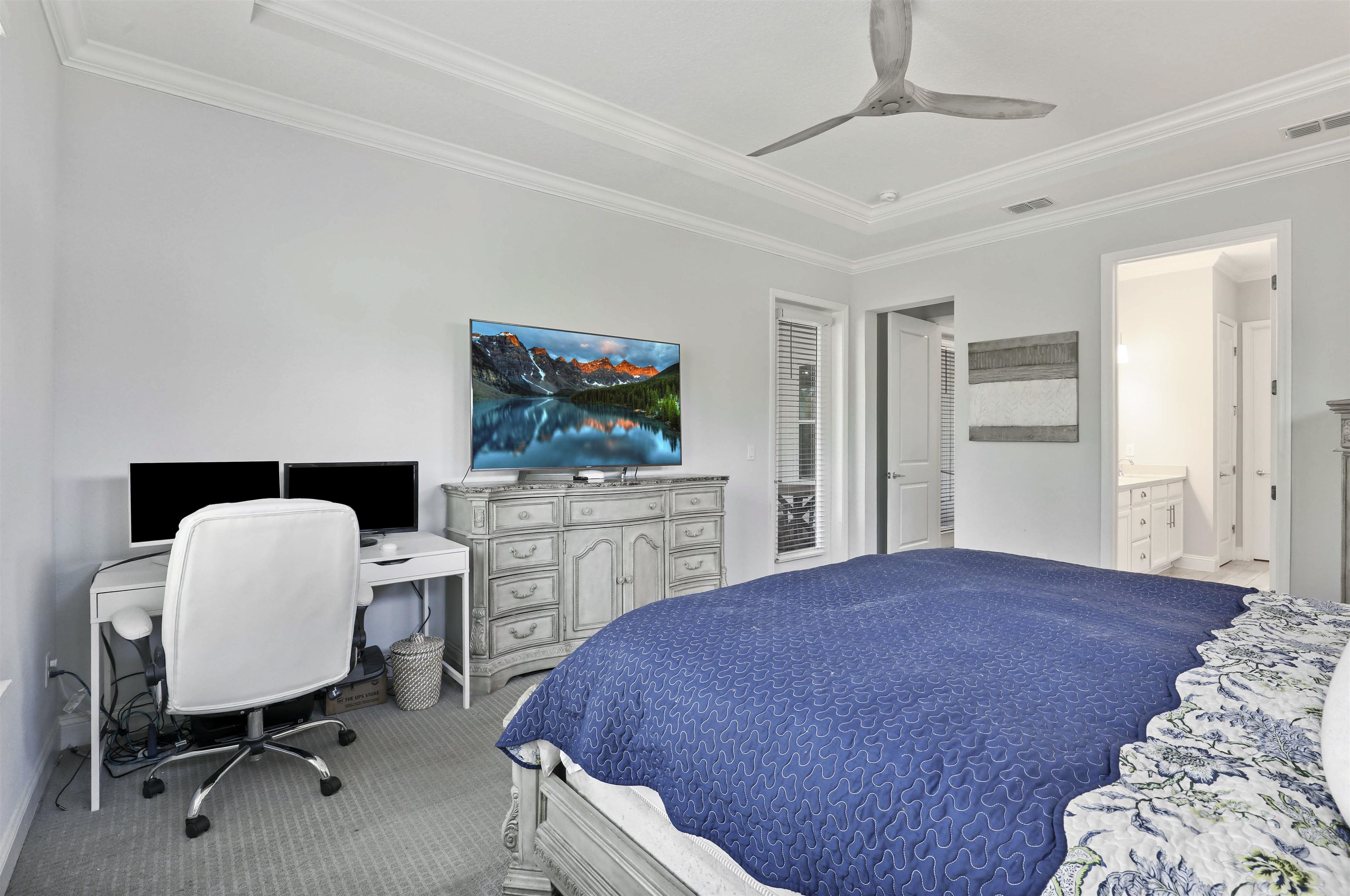 Image 24 of 83 For 571 Caribbean Pl