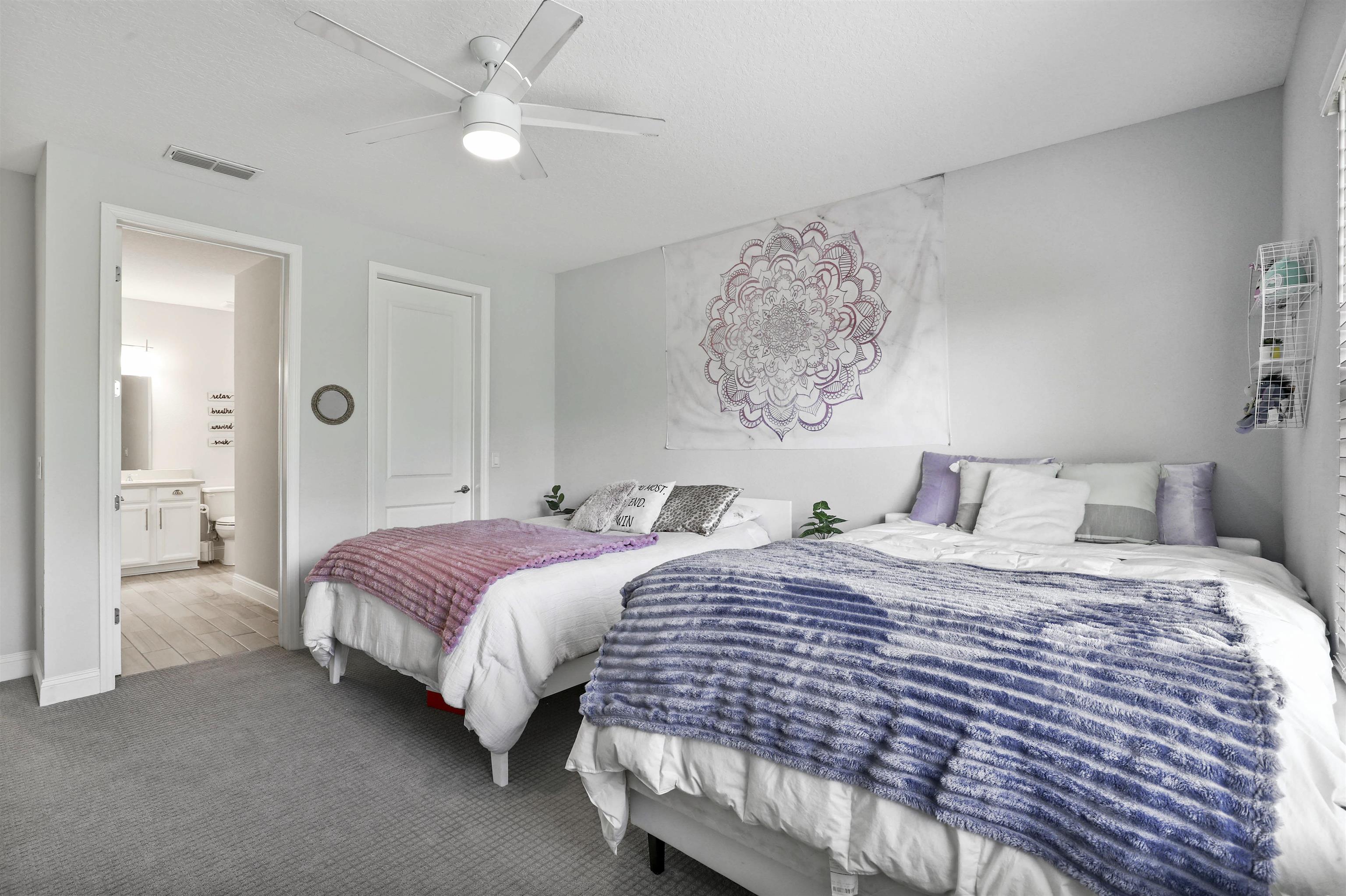 Image 41 of 83 For 571 Caribbean Pl