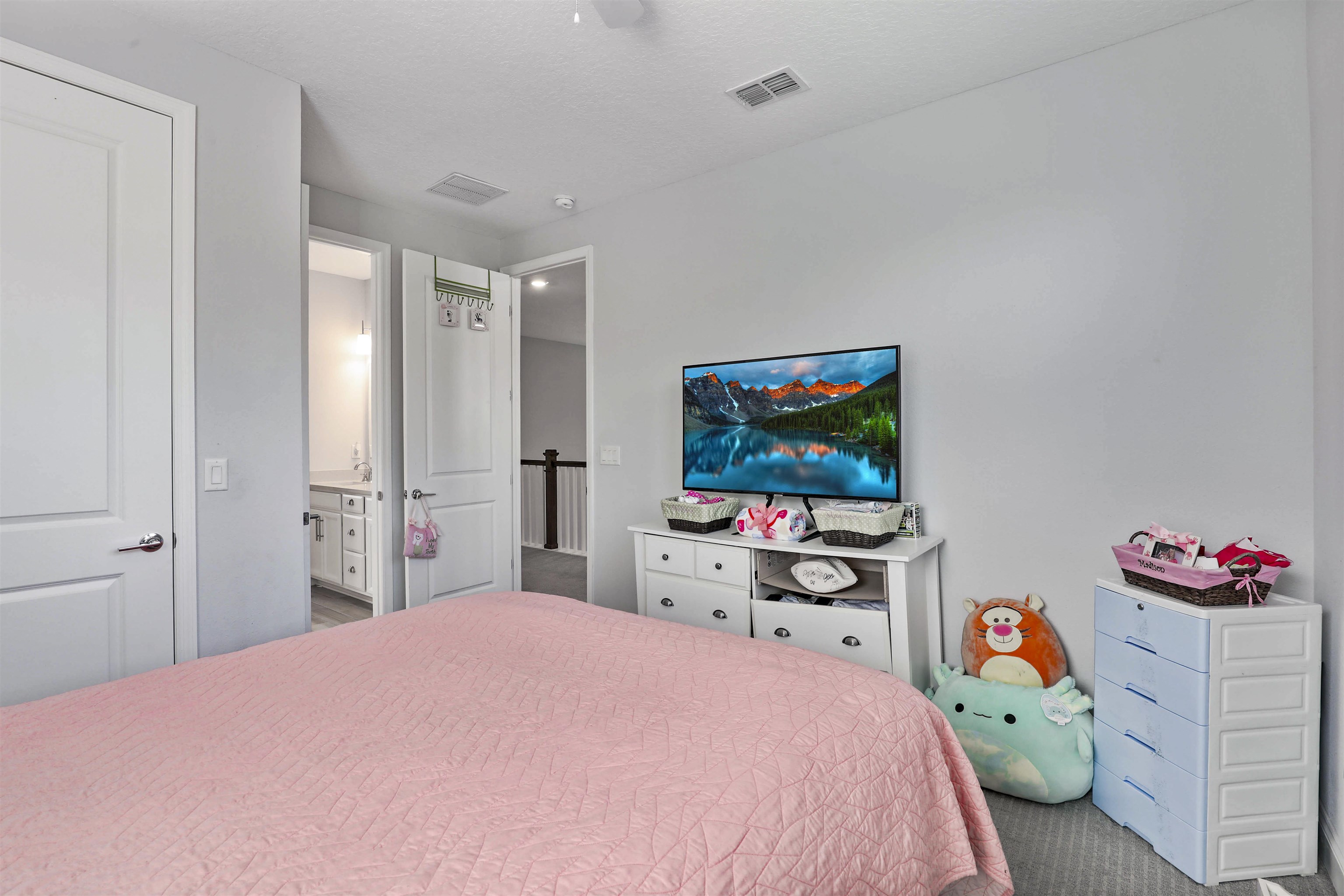 Image 45 of 83 For 571 Caribbean Pl