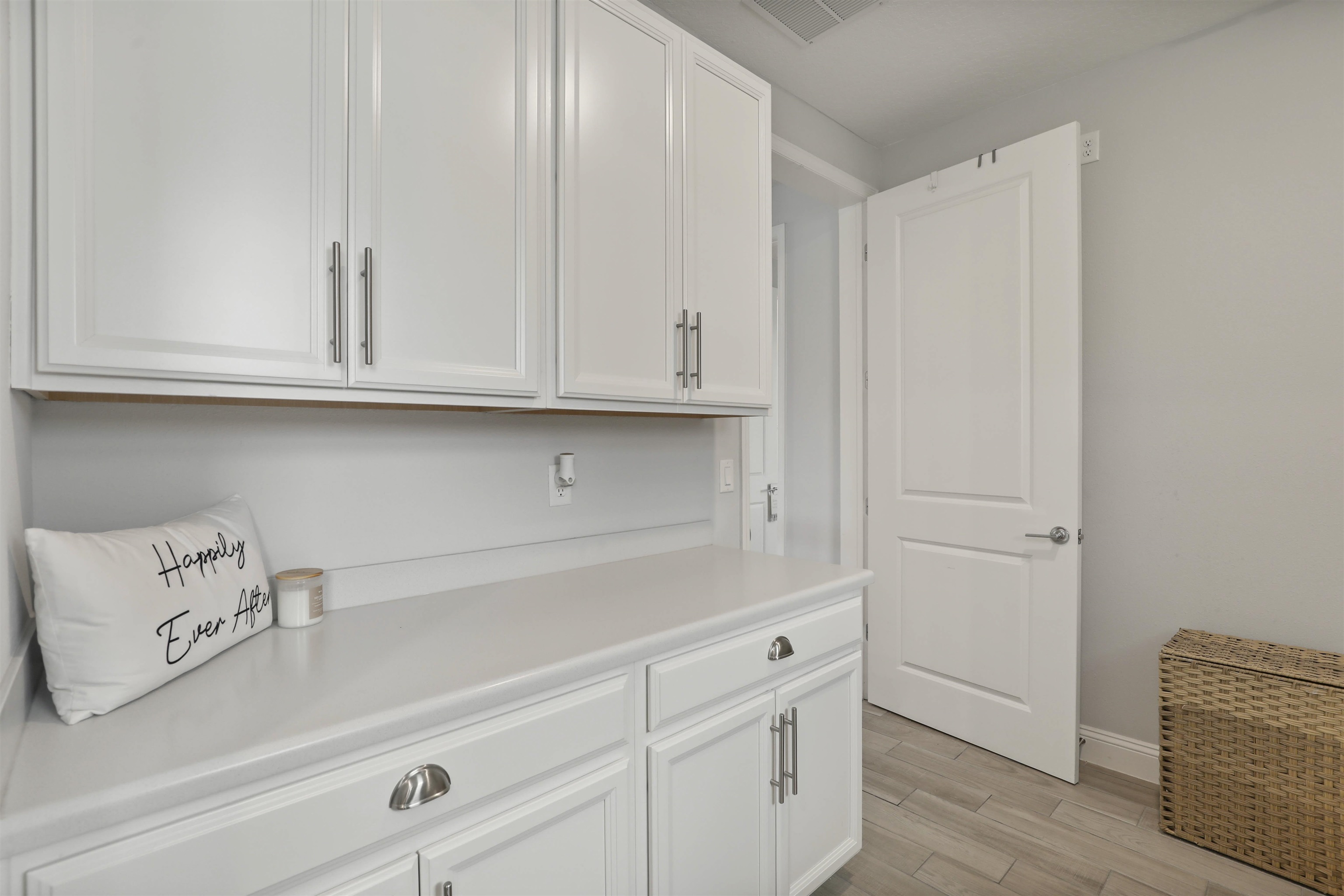 Image 52 of 83 For 571 Caribbean Pl