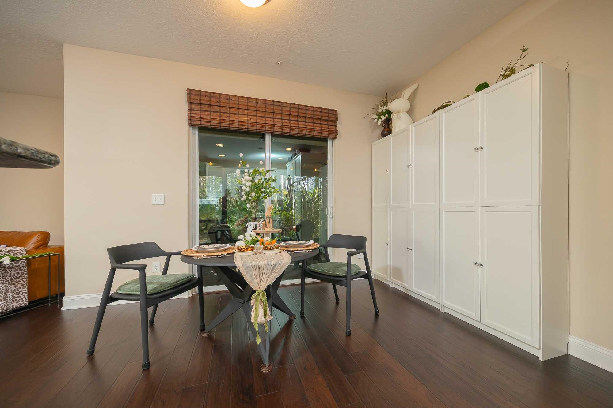 Image 15 of 57 For 64 Grand Ravine Drive