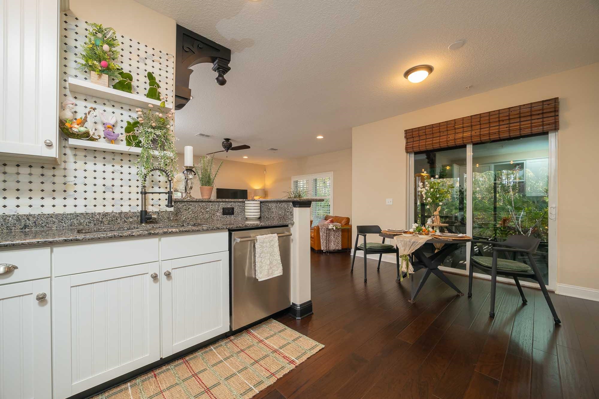 Image 25 of 57 For 64 Grand Ravine Drive