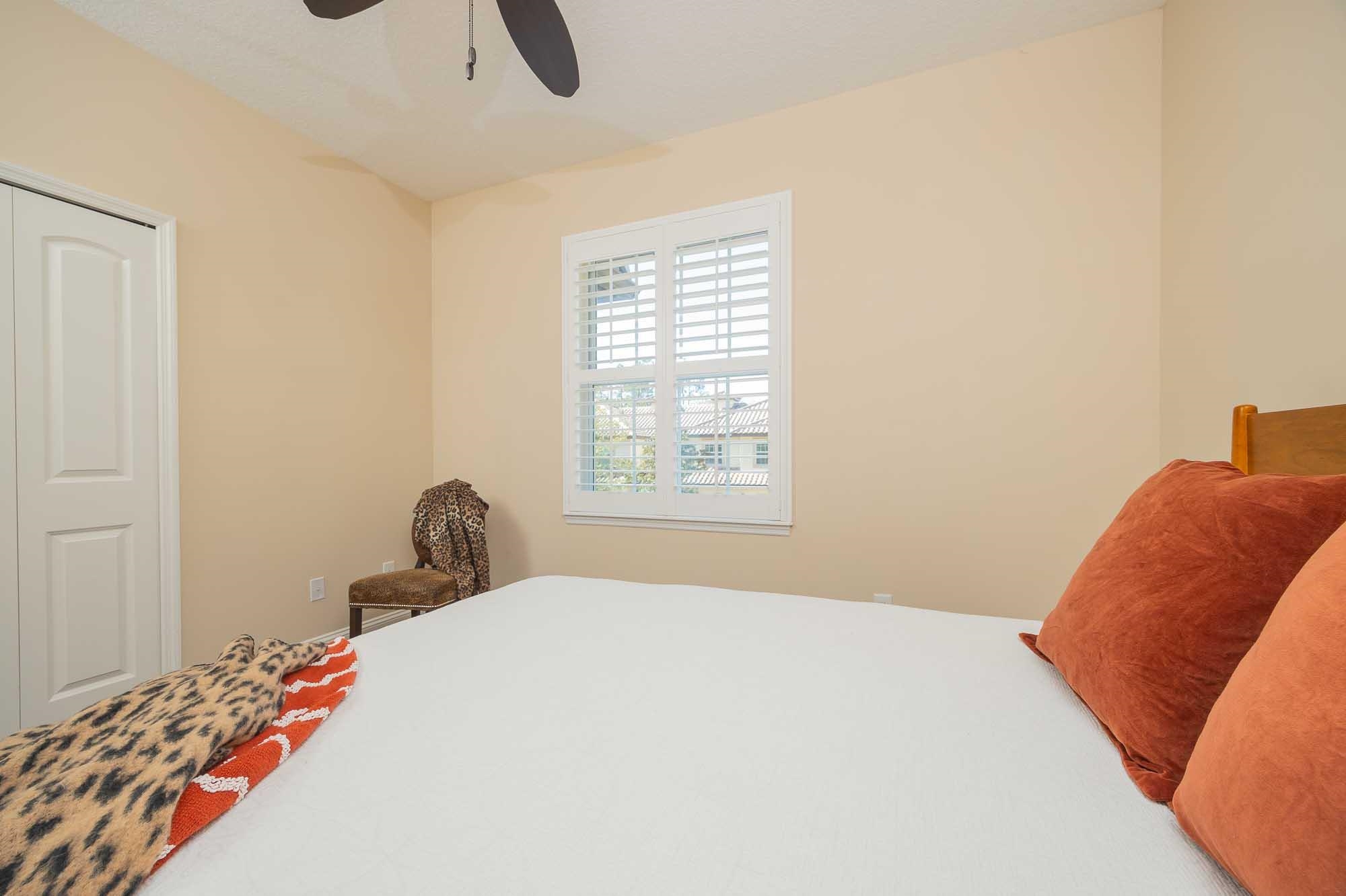 Image 40 of 57 For 64 Grand Ravine Drive