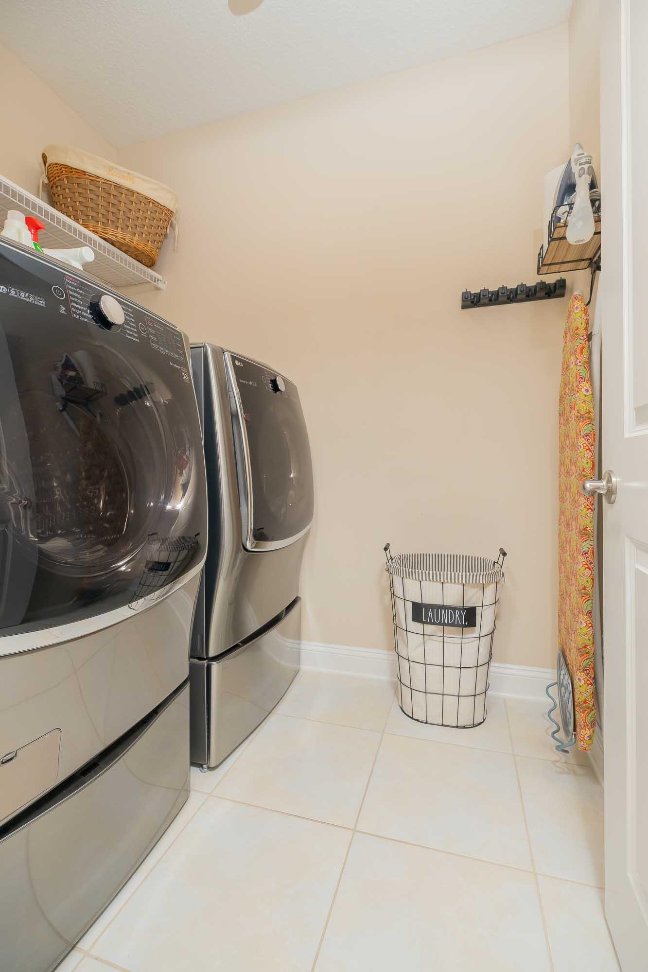 Image 43 of 57 For 64 Grand Ravine Drive