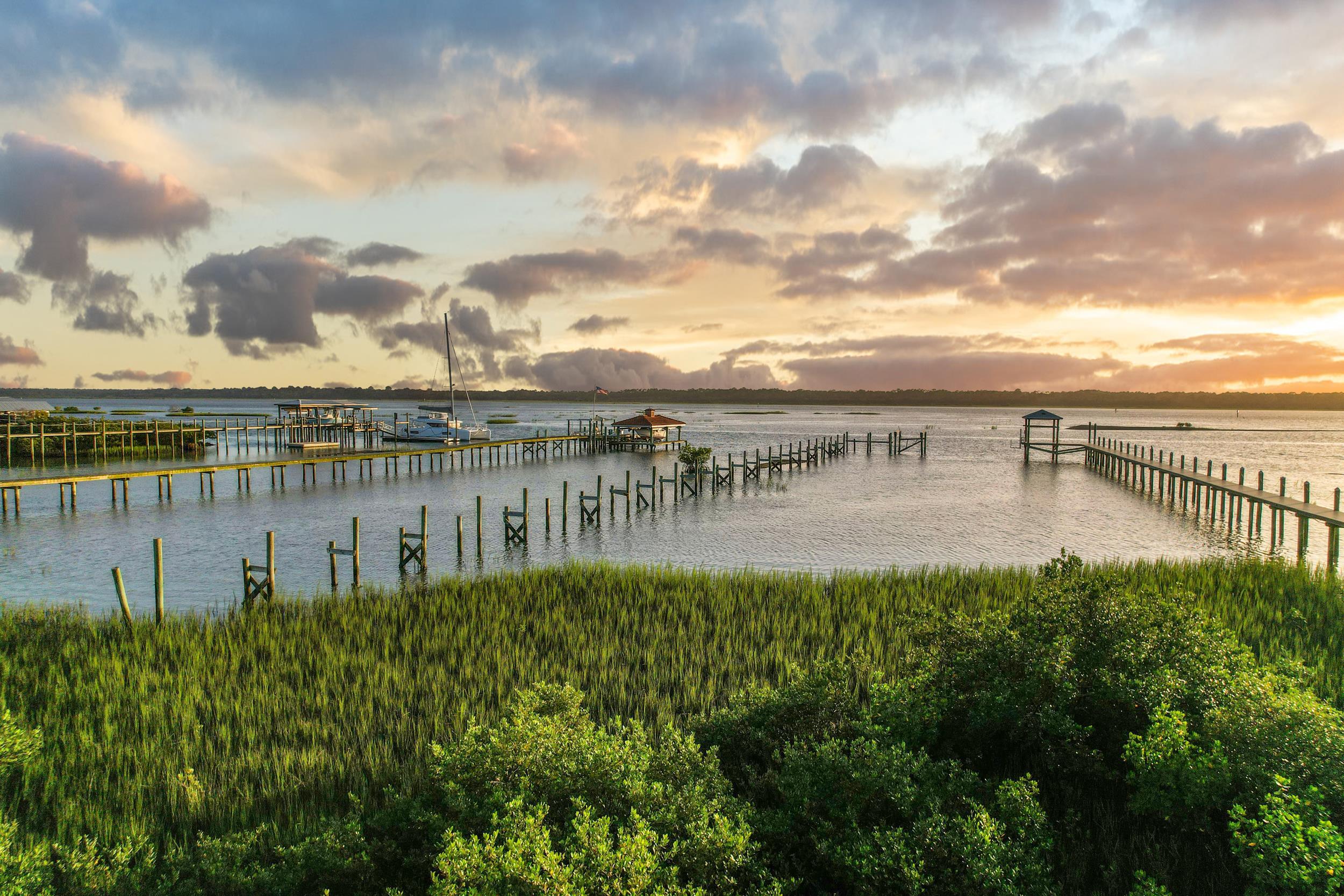 Image 4 of 16 For 5475 Windantide Rd