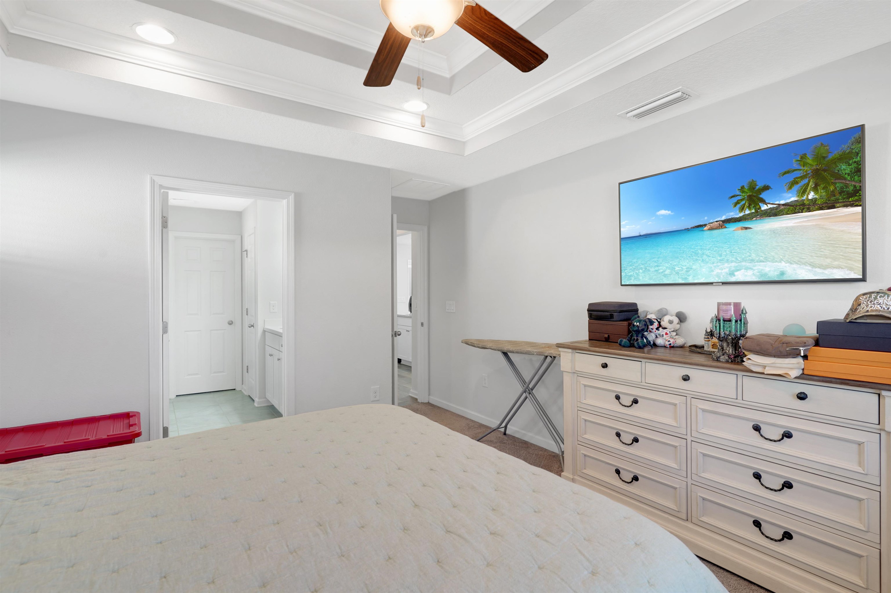 Image 15 of 37 For 124 Santorini Ct