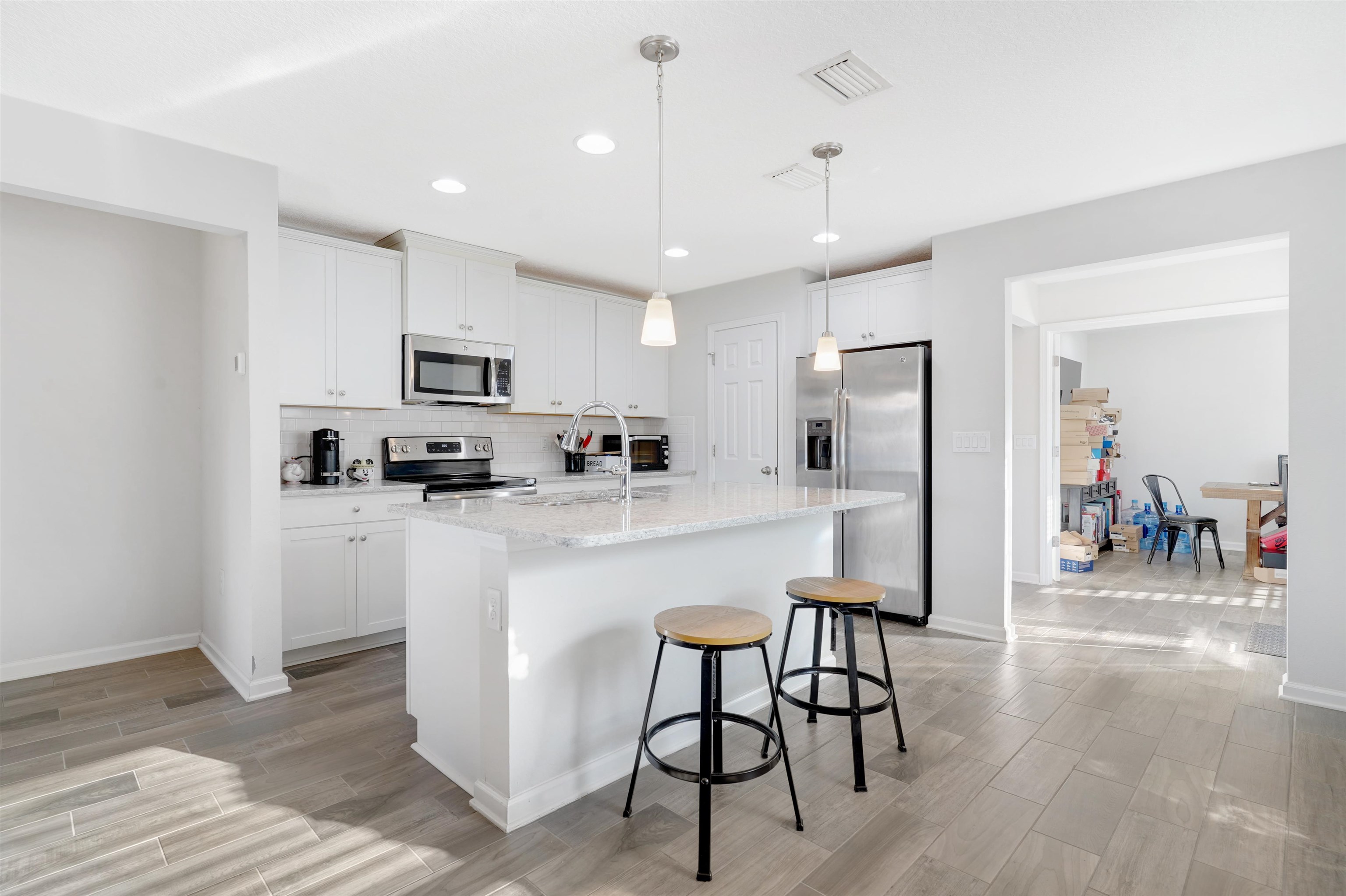 Image 3 of 37 For 124 Santorini Ct