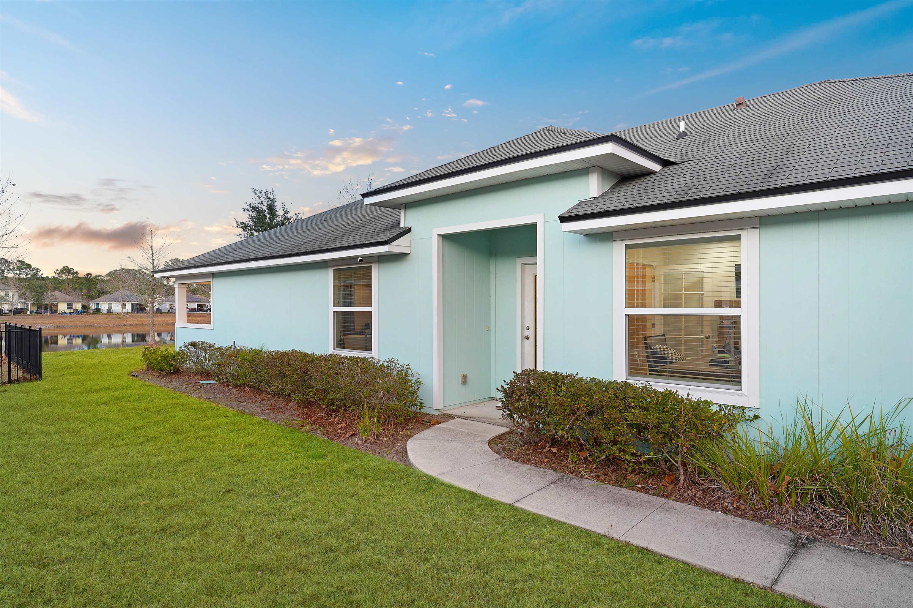 Image 32 of 37 For 124 Santorini Ct