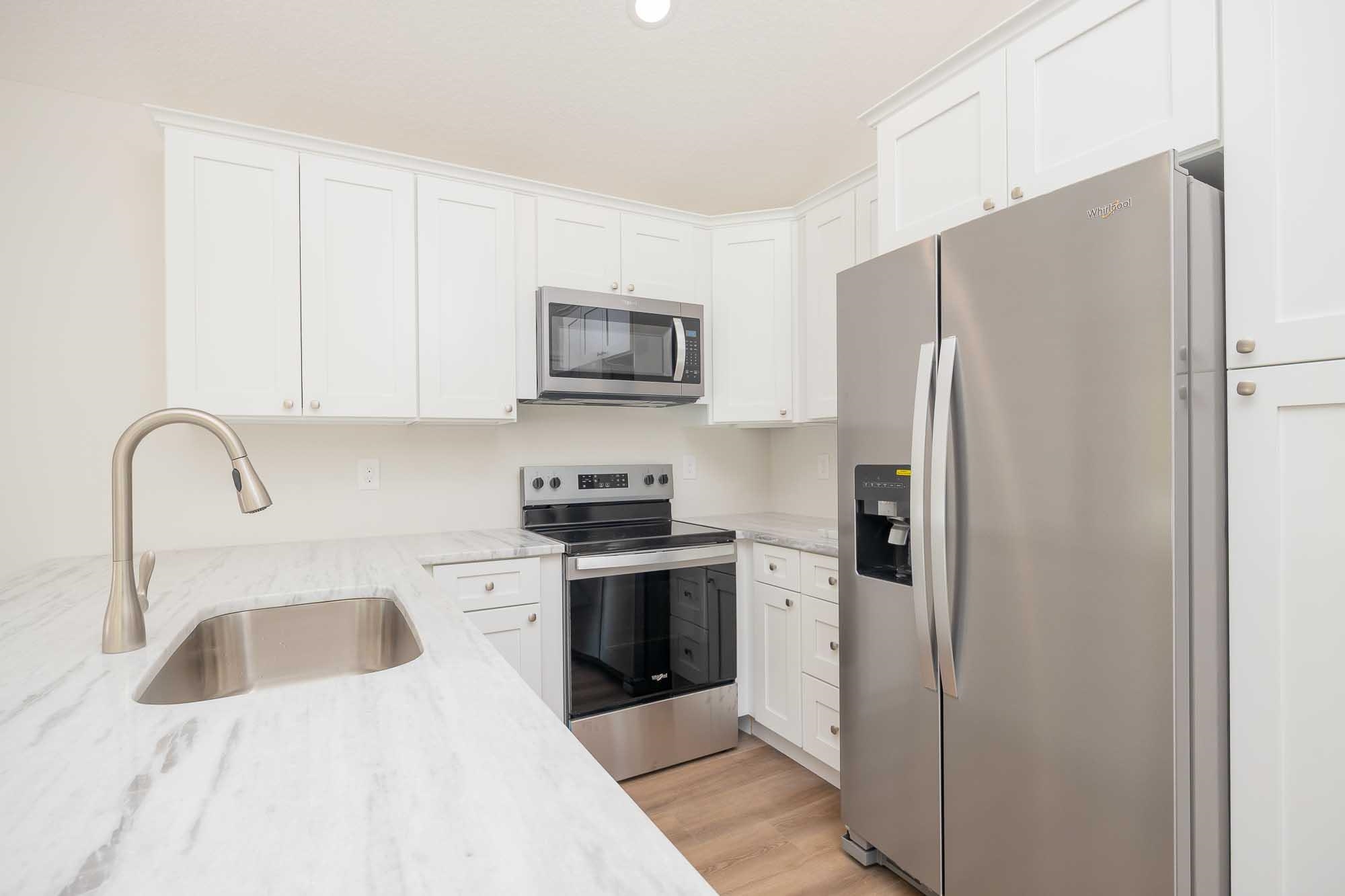 Image 16 of 53 For 650 St Johns St S