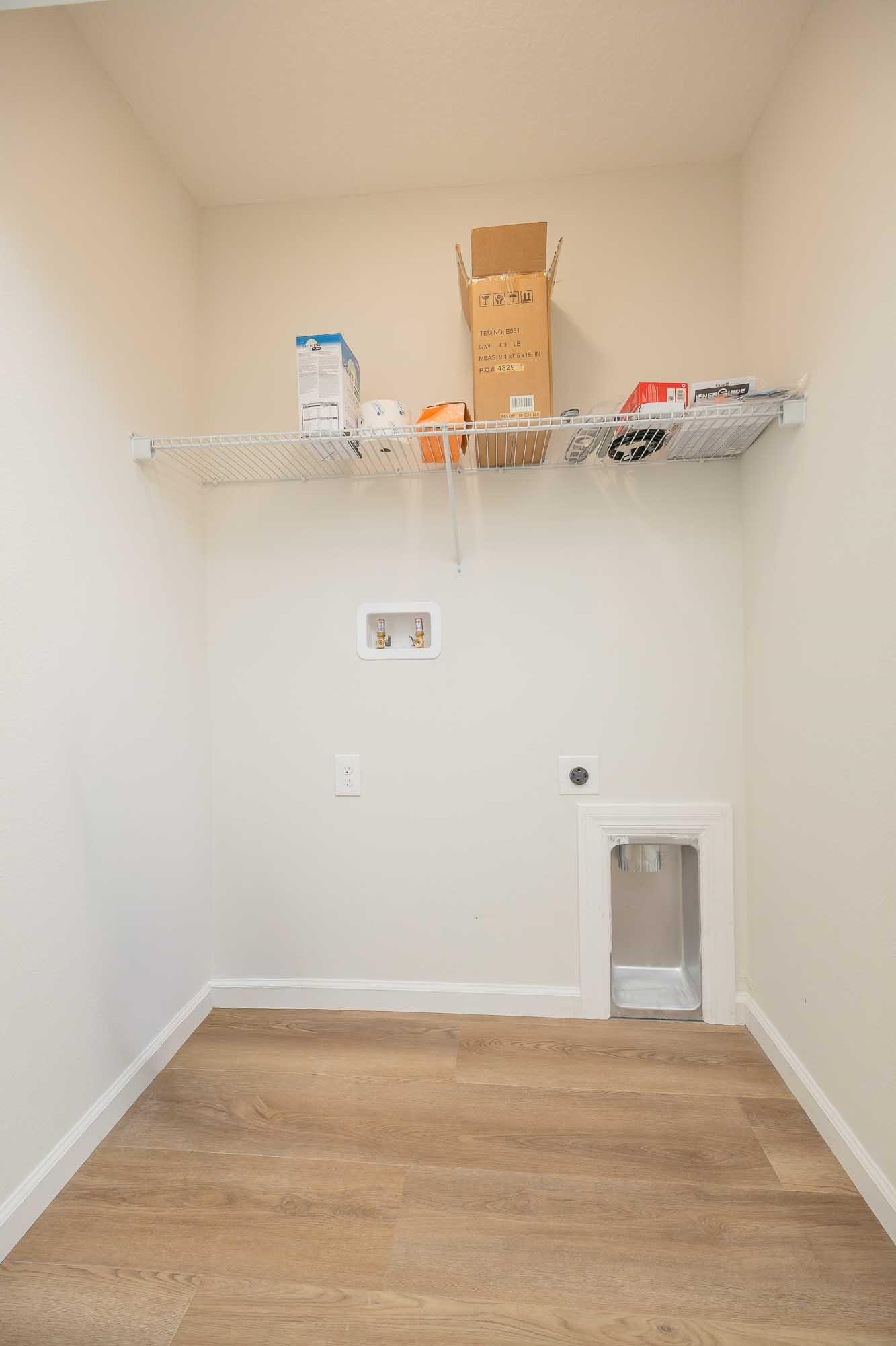 Image 18 of 53 For 650 St Johns St S