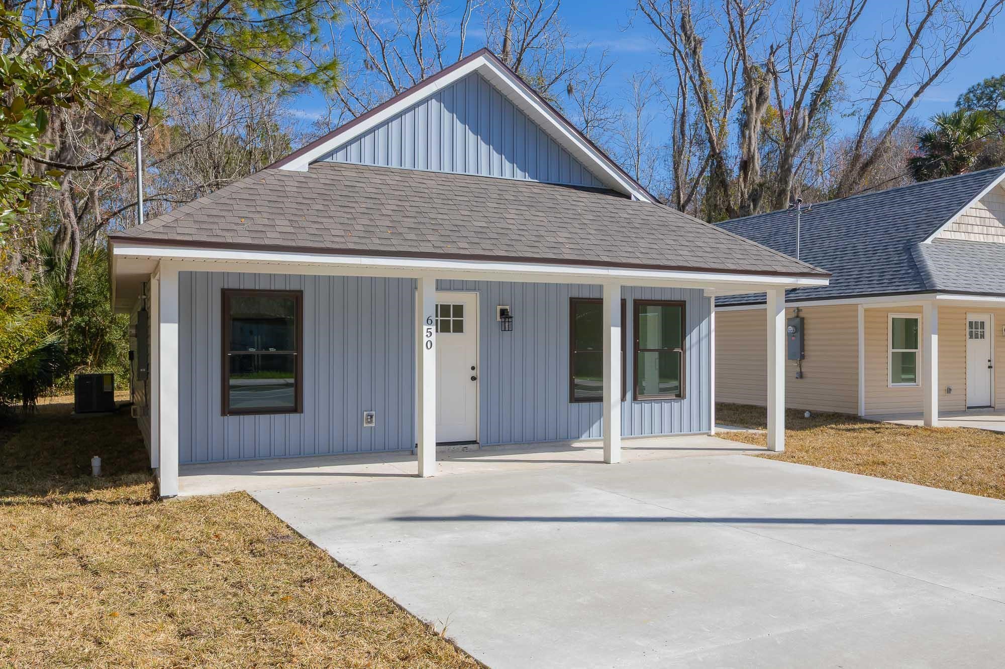 Image 4 of 53 For 650 St Johns St S