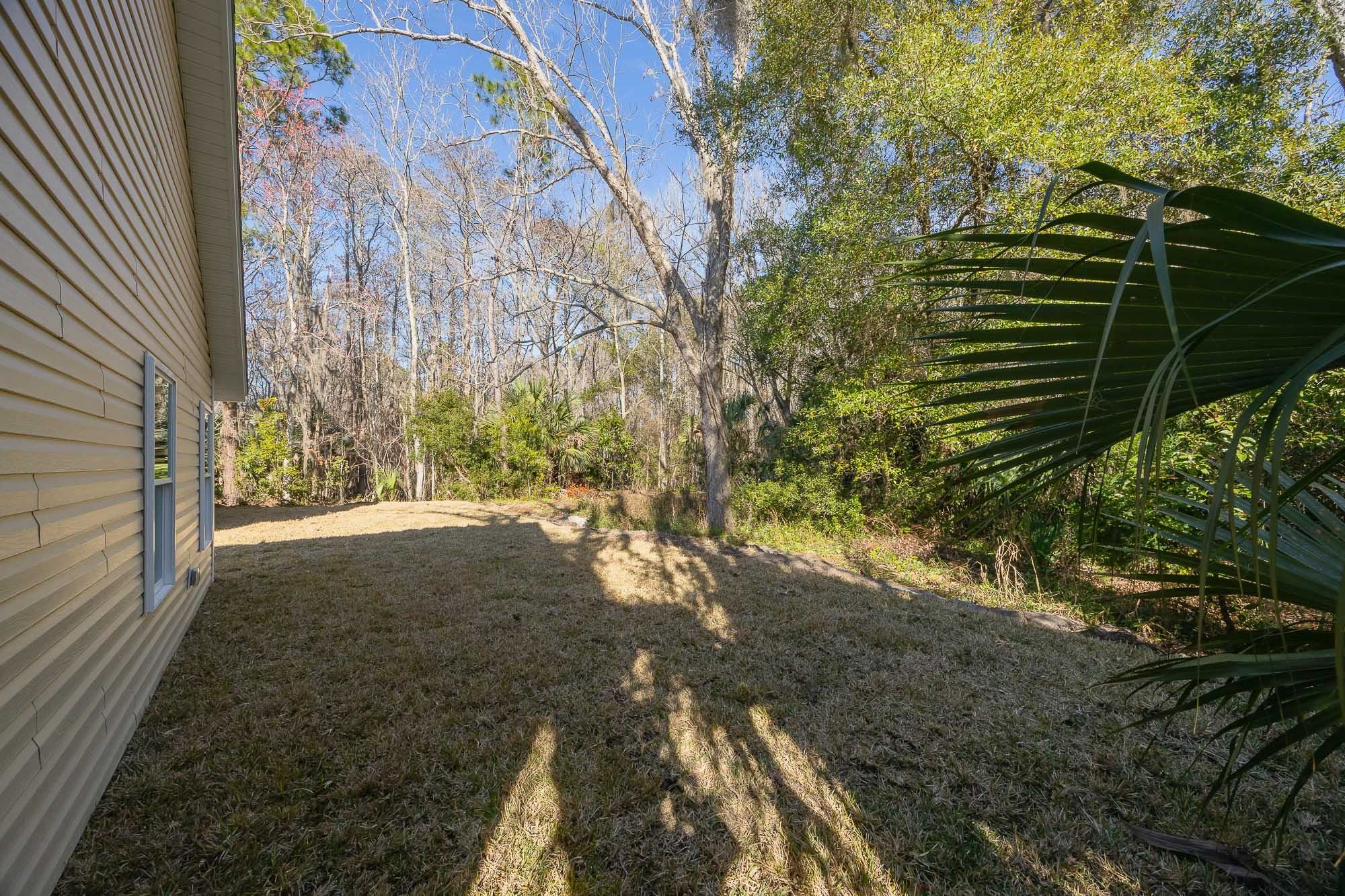 Image 39 of 51 For 660 St Johns St S