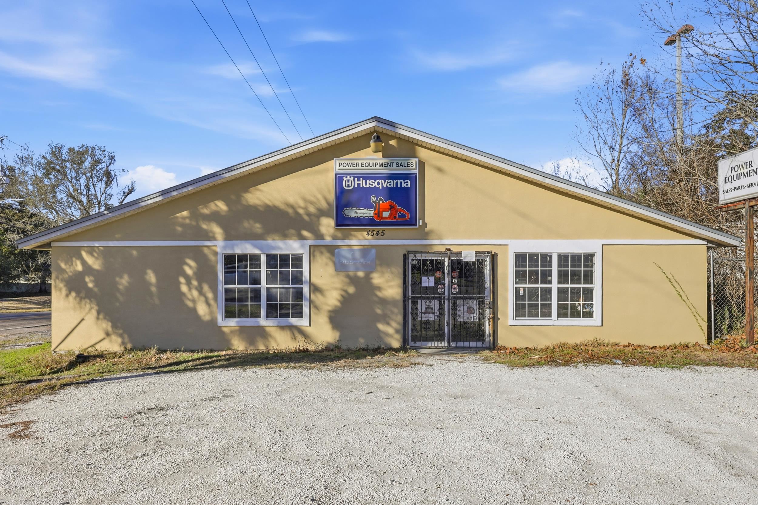 Image 18 of 32 For 4545 Saint Johns Ave