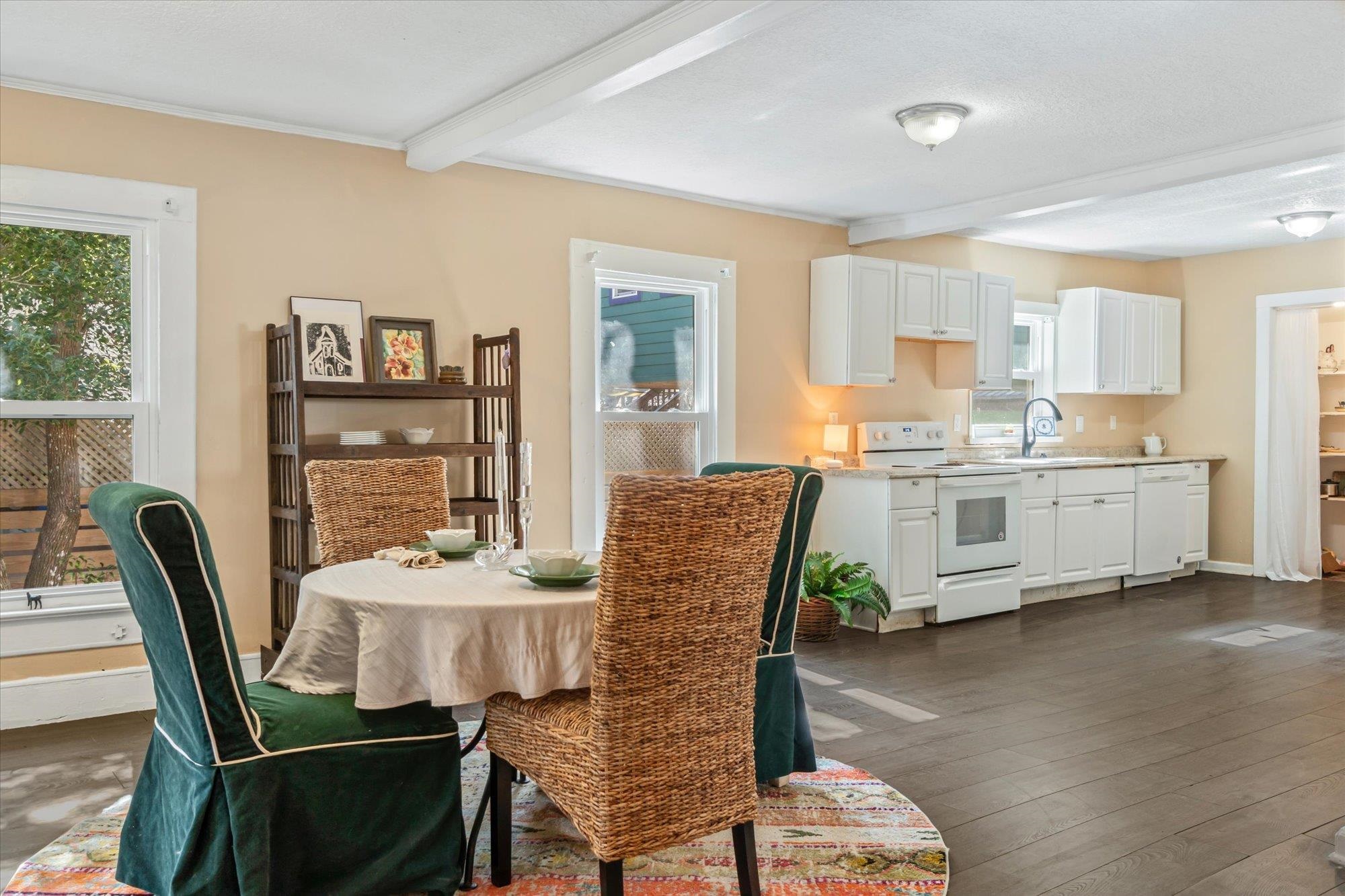 Image 15 of 54 For 166 Martin Luther King Ave