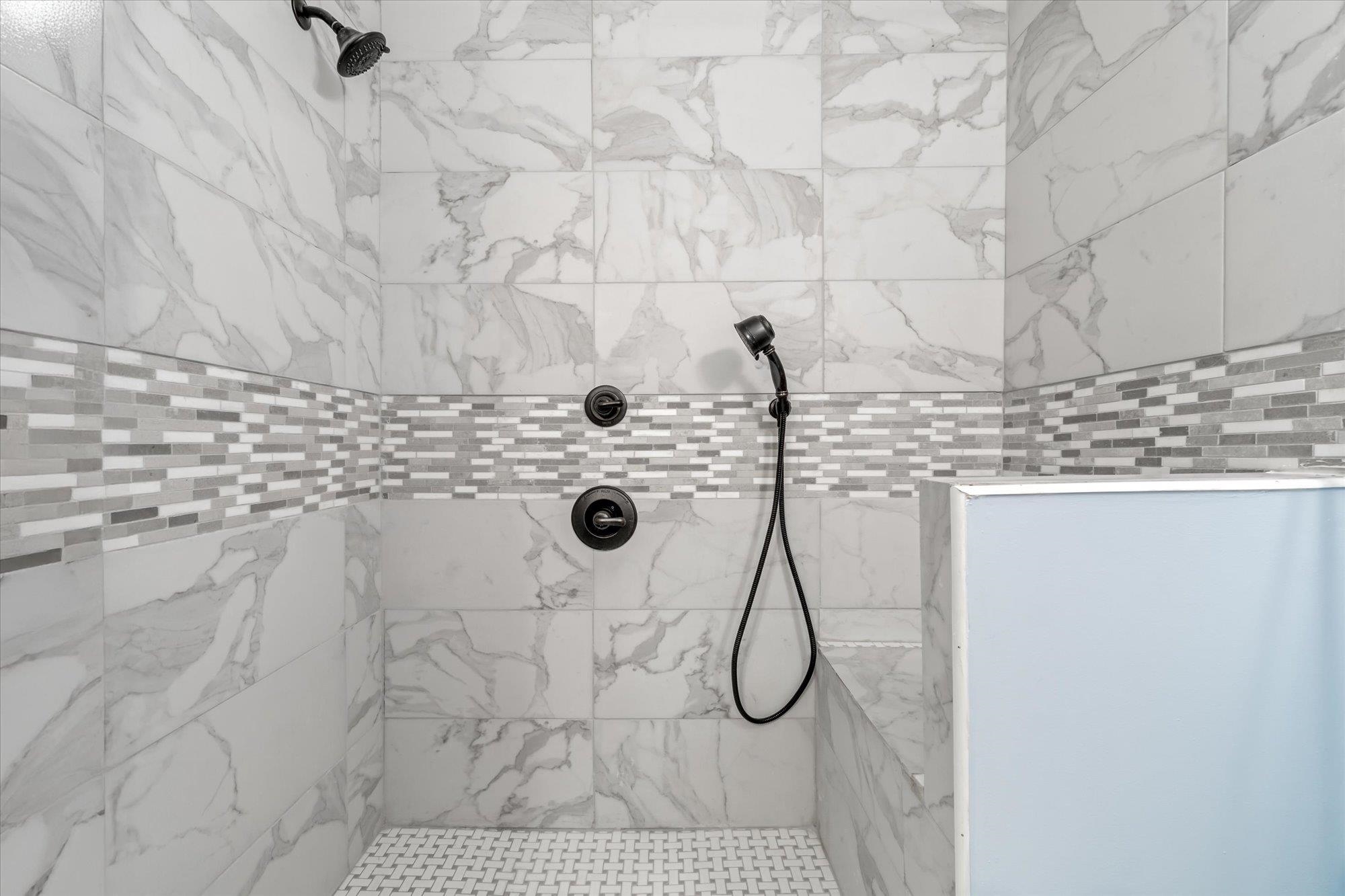 Image 29 of 54 For 166 Martin Luther King Ave