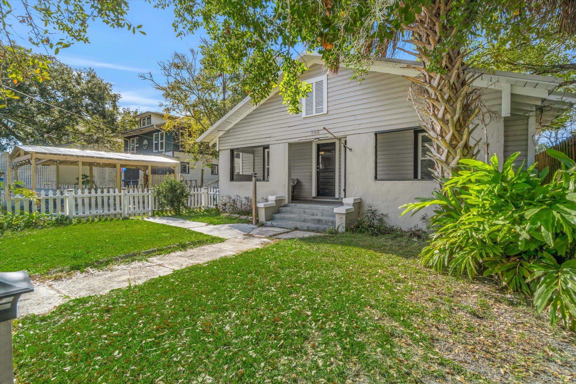 Image 5 of 54 For 166 Martin Luther King Ave