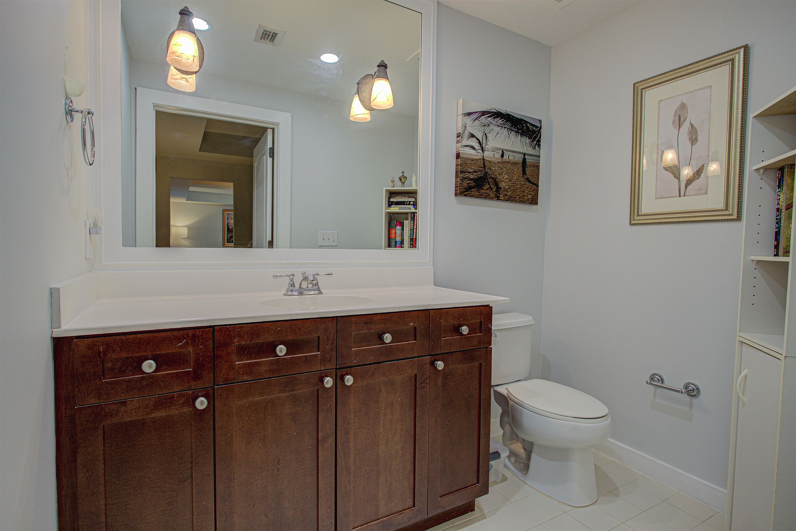 Image 26 of 46 For 945 Registry Blvd  209