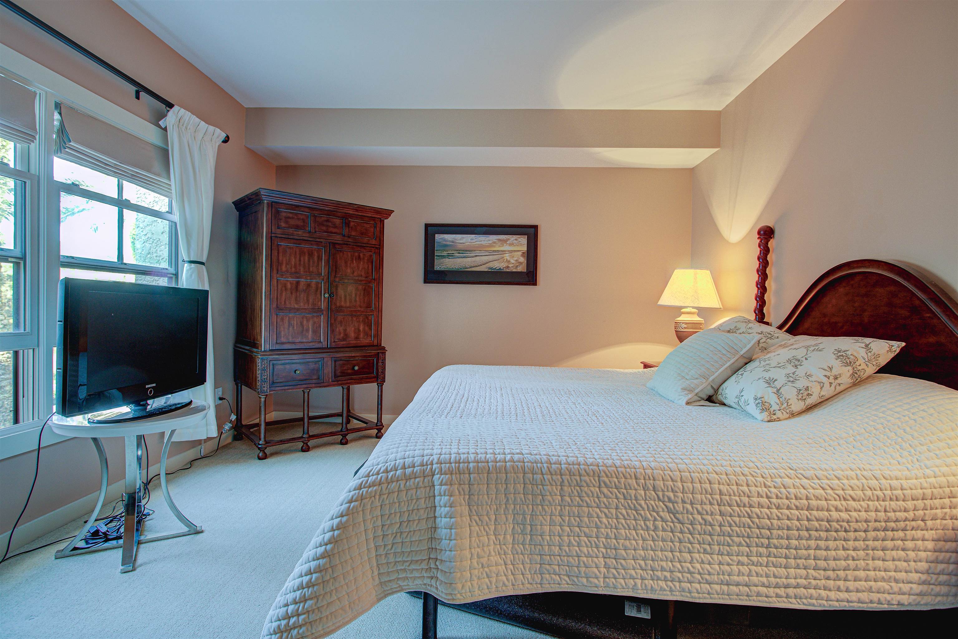 Image 28 of 46 For 945 Registry Blvd  209