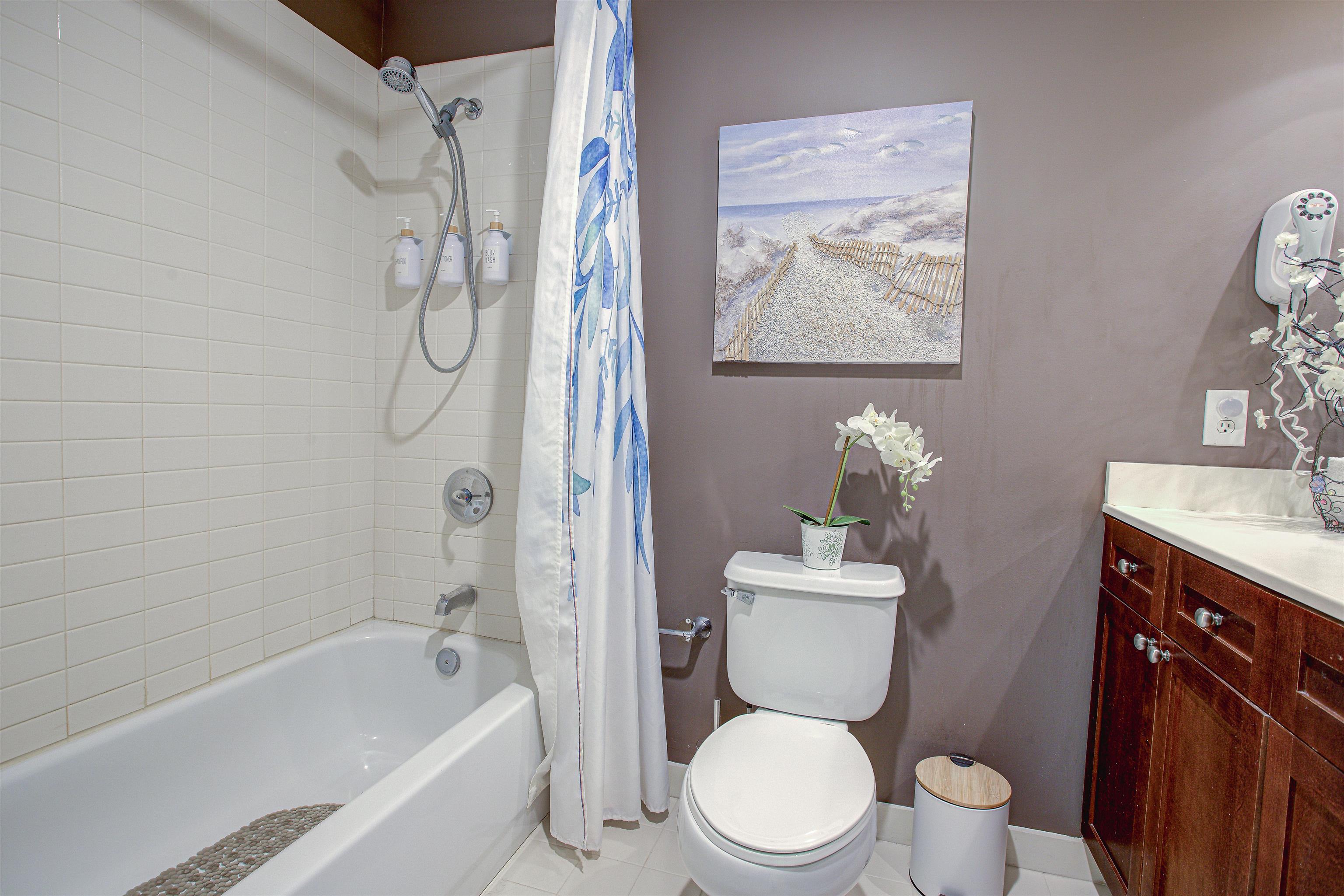 Image 37 of 46 For 945 Registry Blvd  209