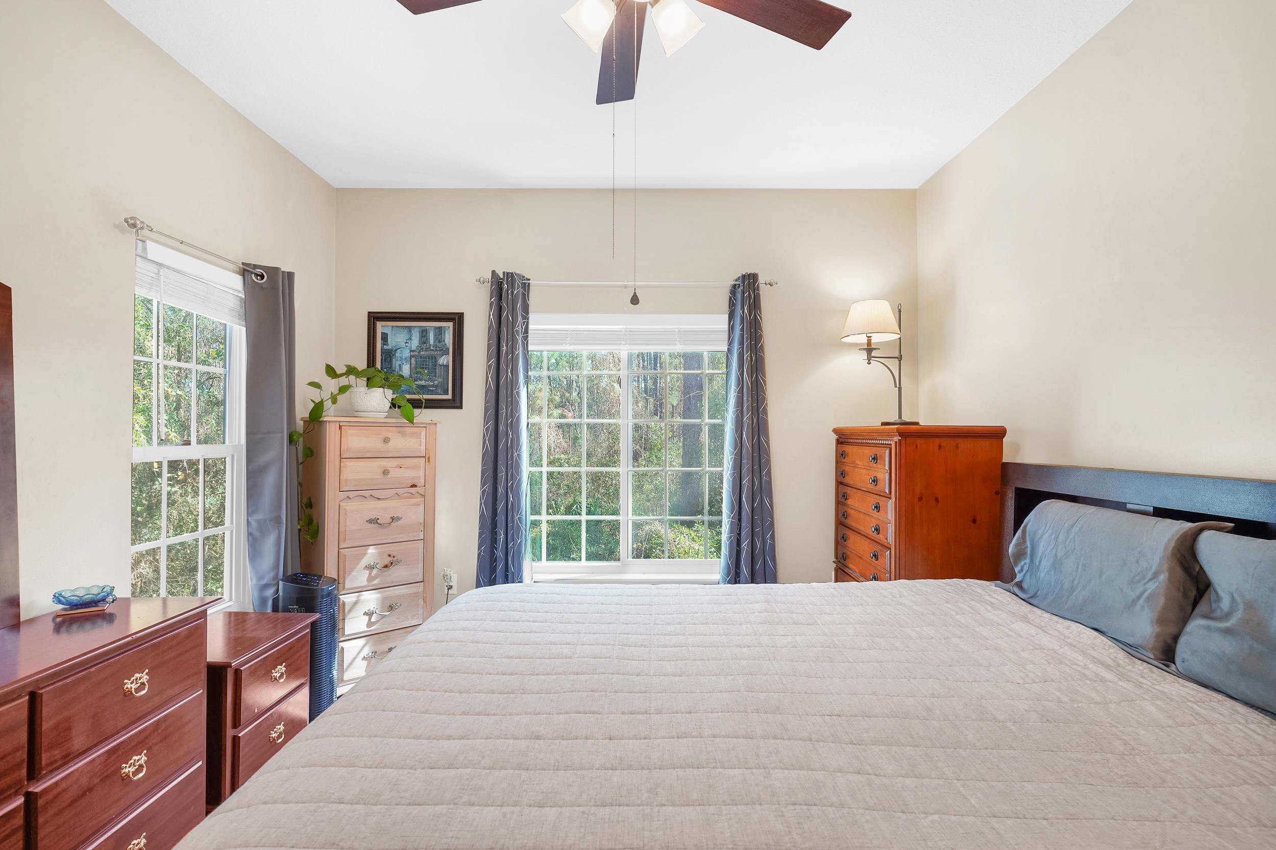 Image 19 of 52 For 615 Fairway Dr  202