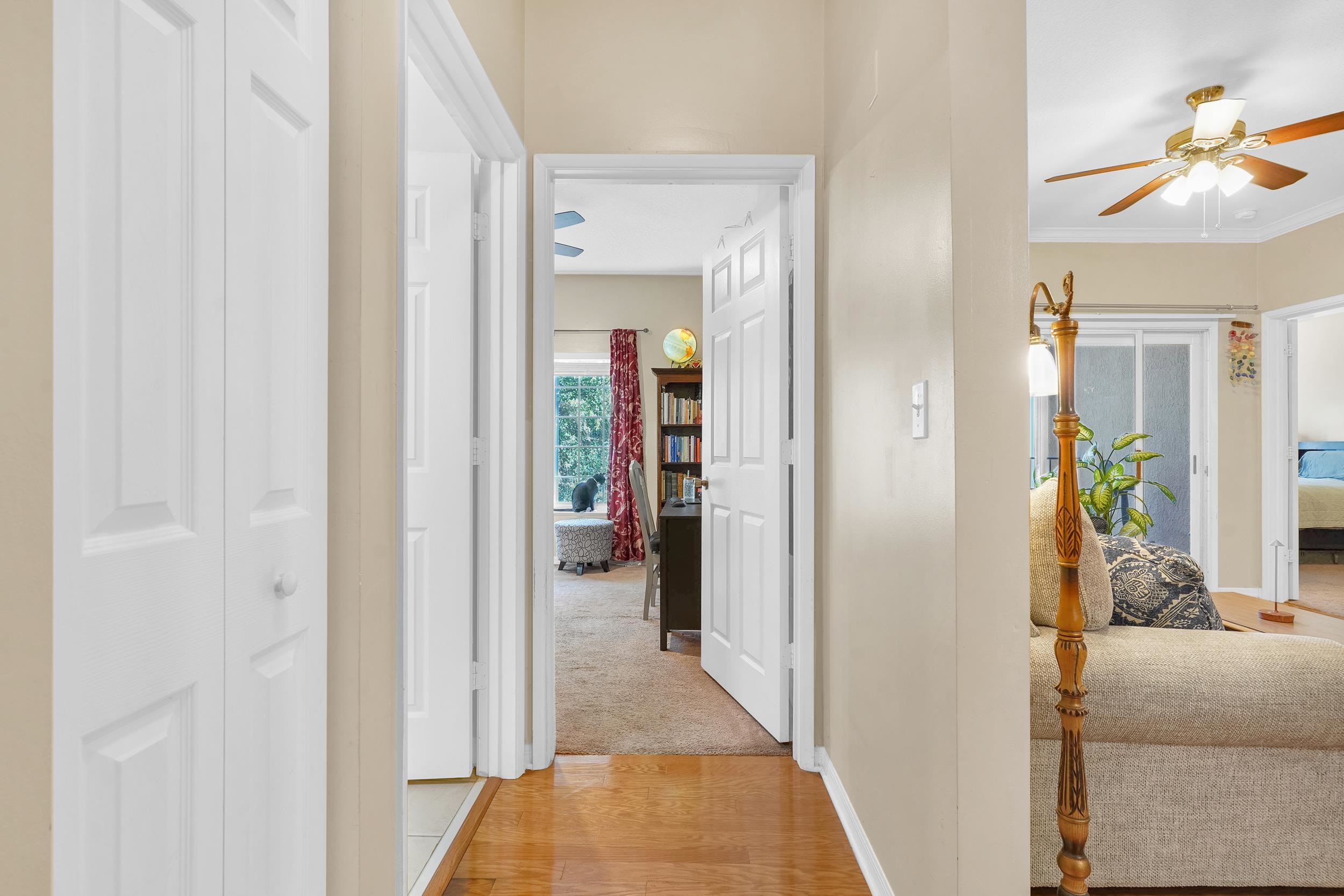 Image 29 of 52 For 615 Fairway Dr  202