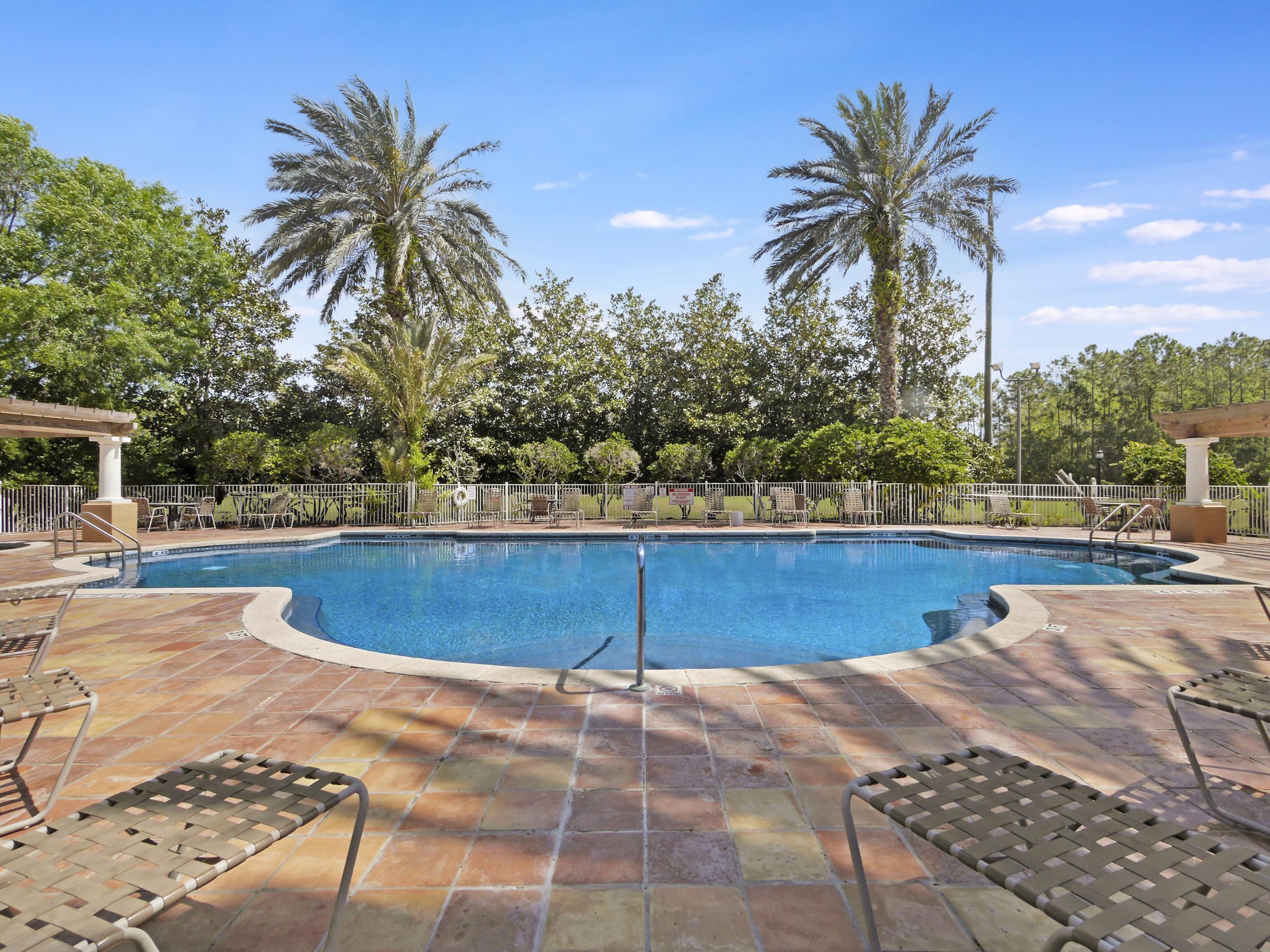 Image 39 of 52 For 615 Fairway Dr  202