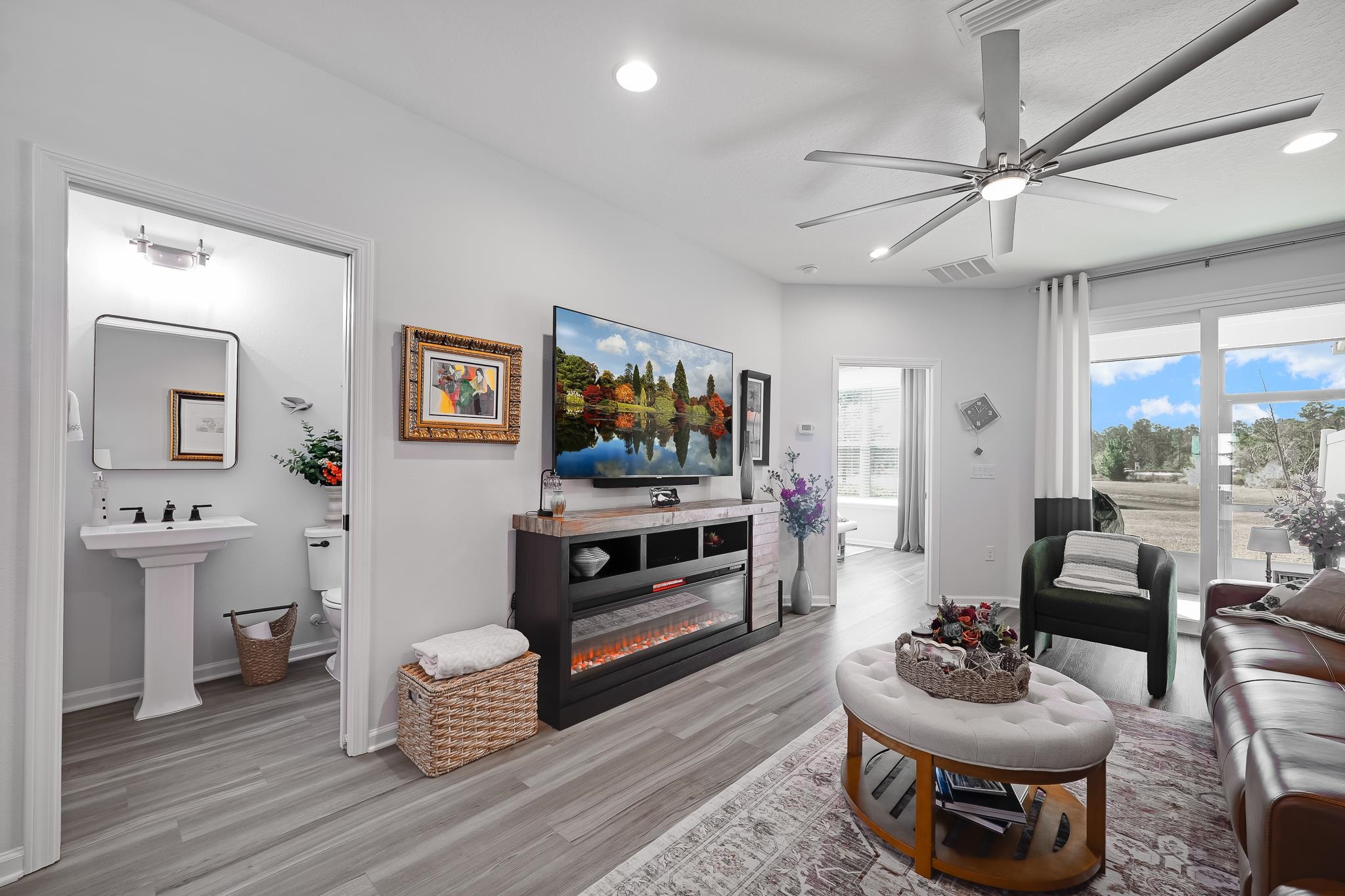 Image 21 of 55 For 198 Pine Bluff Dr