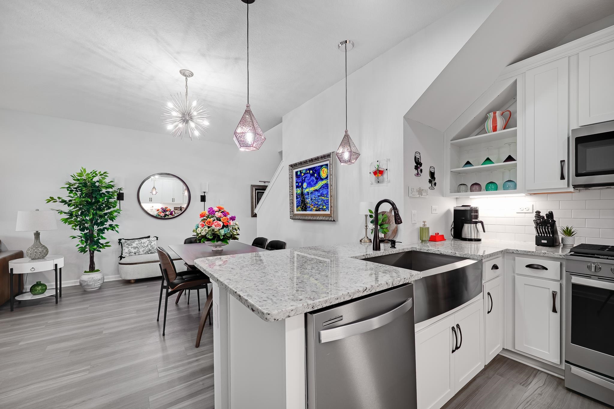 Image 5 of 55 For 198 Pine Bluff Dr