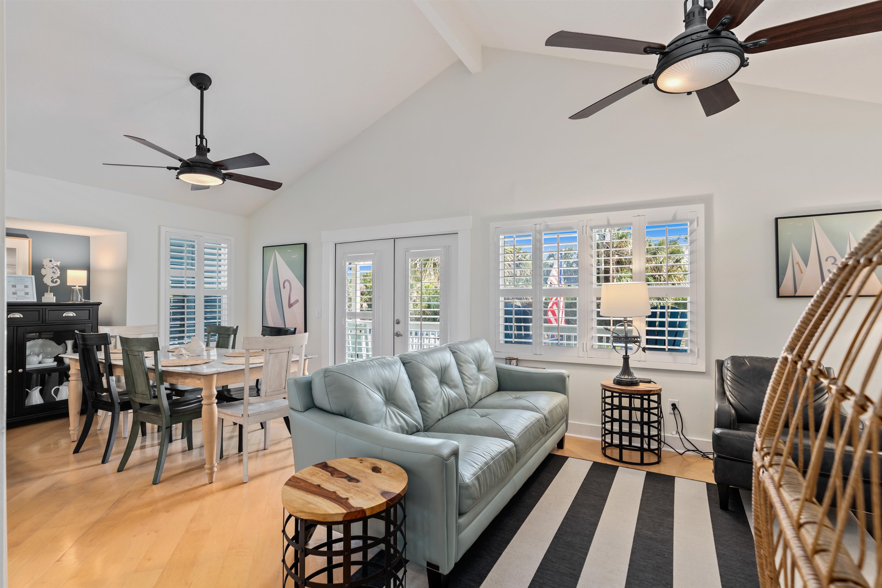 Image 7 of 52 For 66 Corunna St