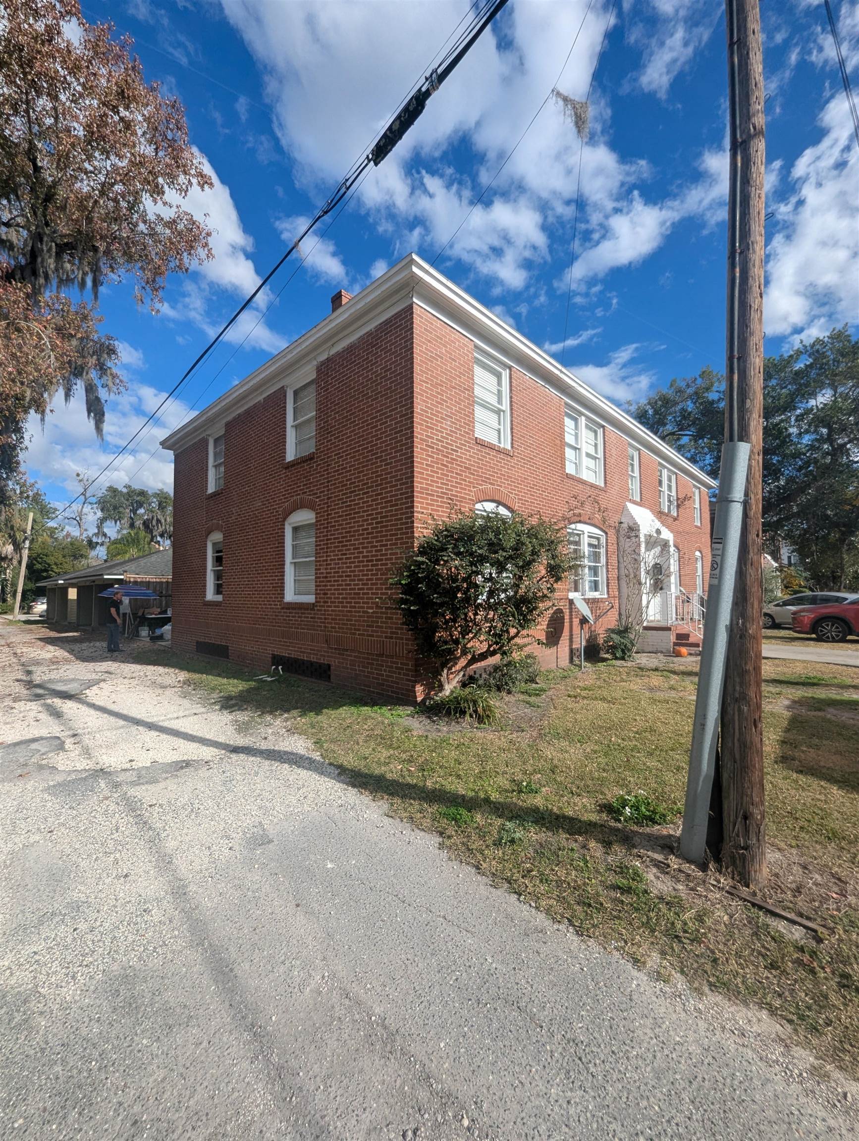 Image 6 of 12 For 1521 Mcduff Ave