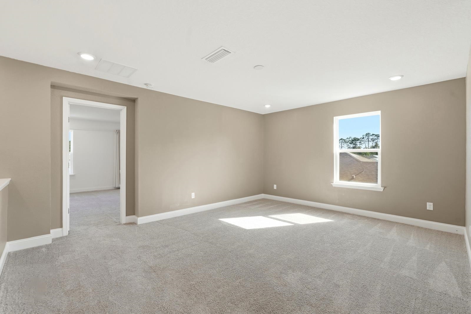 Image 24 of 62 For 216 Santorini Ct